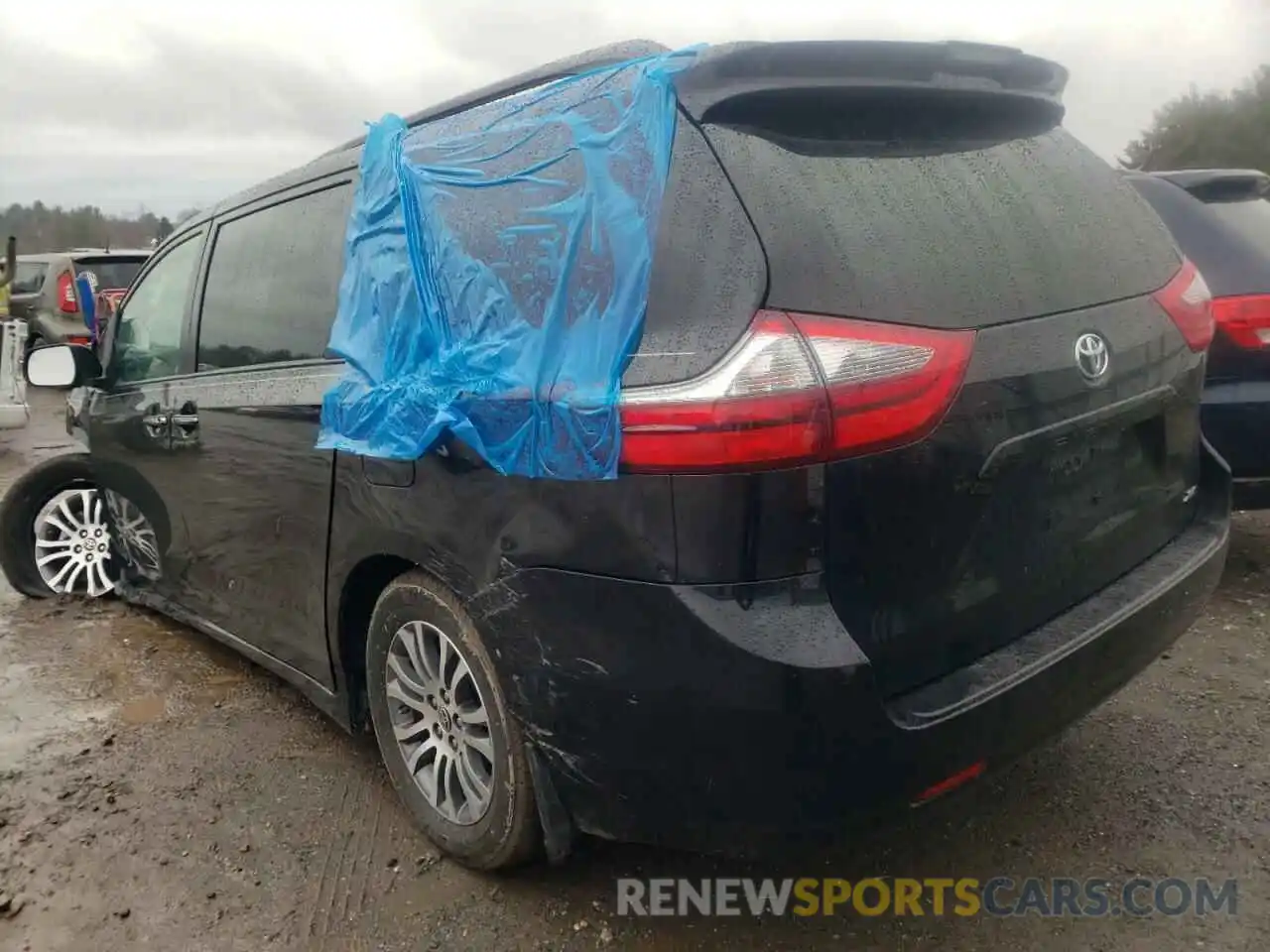 3 Photograph of a damaged car 5TDYZ3DC1LS058201 TOYOTA SIENNA 2020