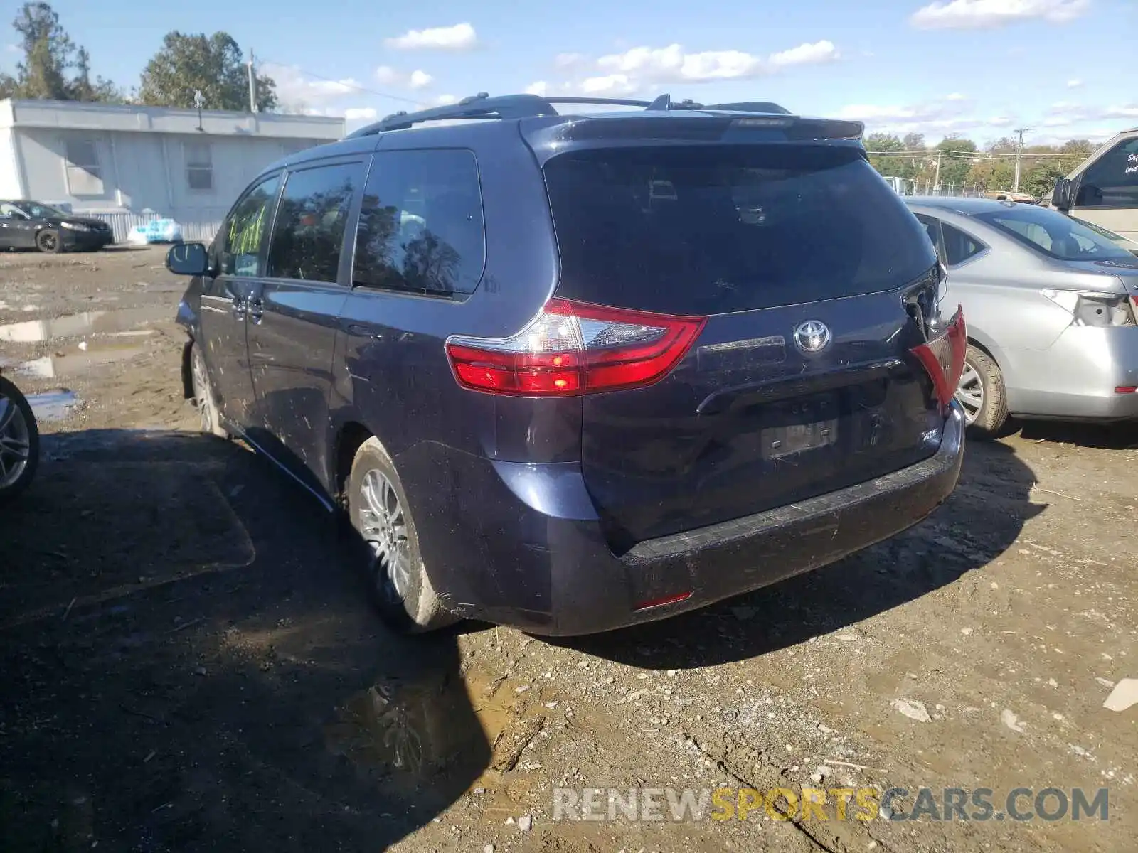 3 Фотография поврежденного автомобиля 5TDYZ3DC1LS060739 TOYOTA SIENNA 2020