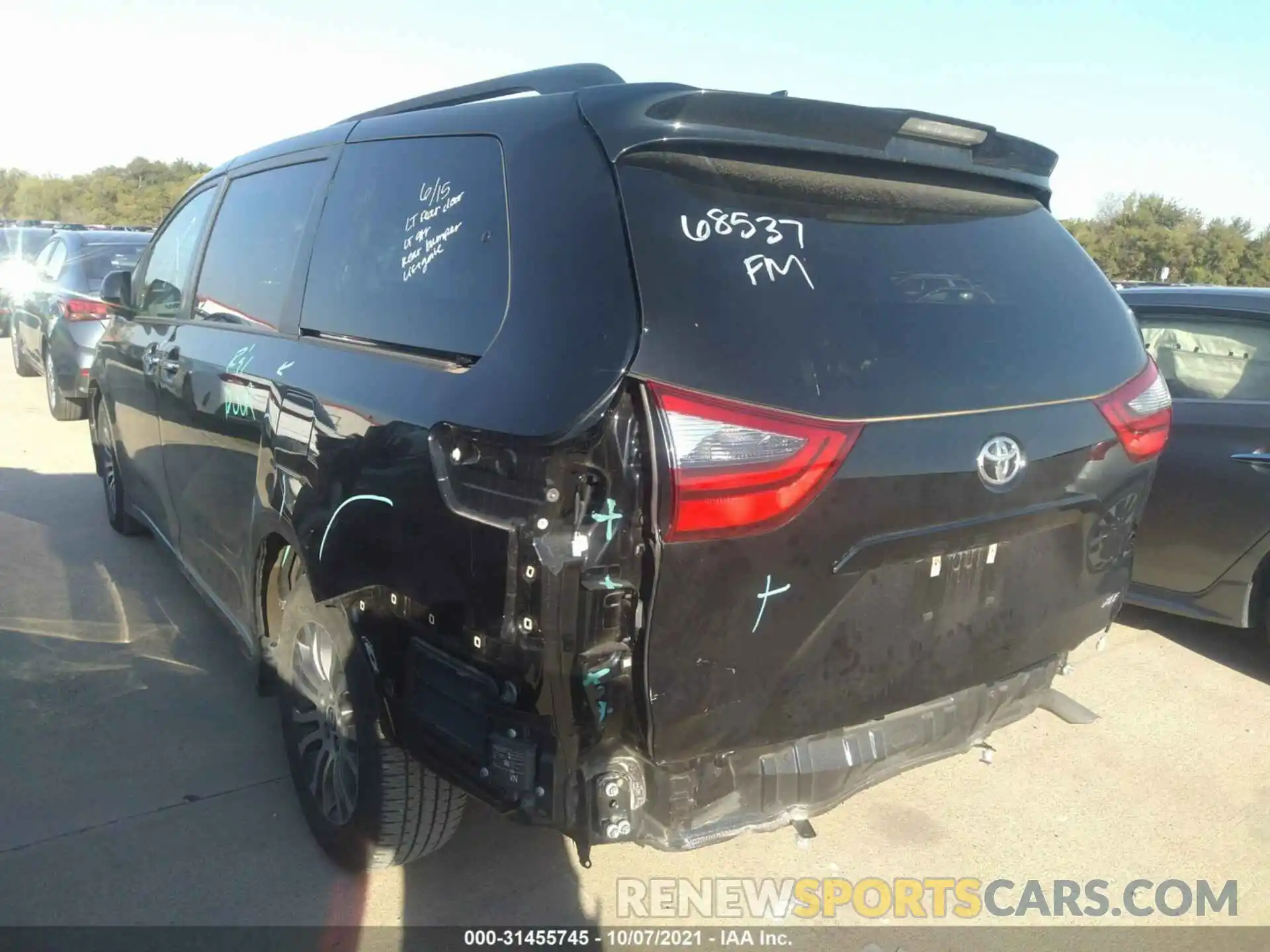 3 Photograph of a damaged car 5TDYZ3DC1LS067898 TOYOTA SIENNA 2020