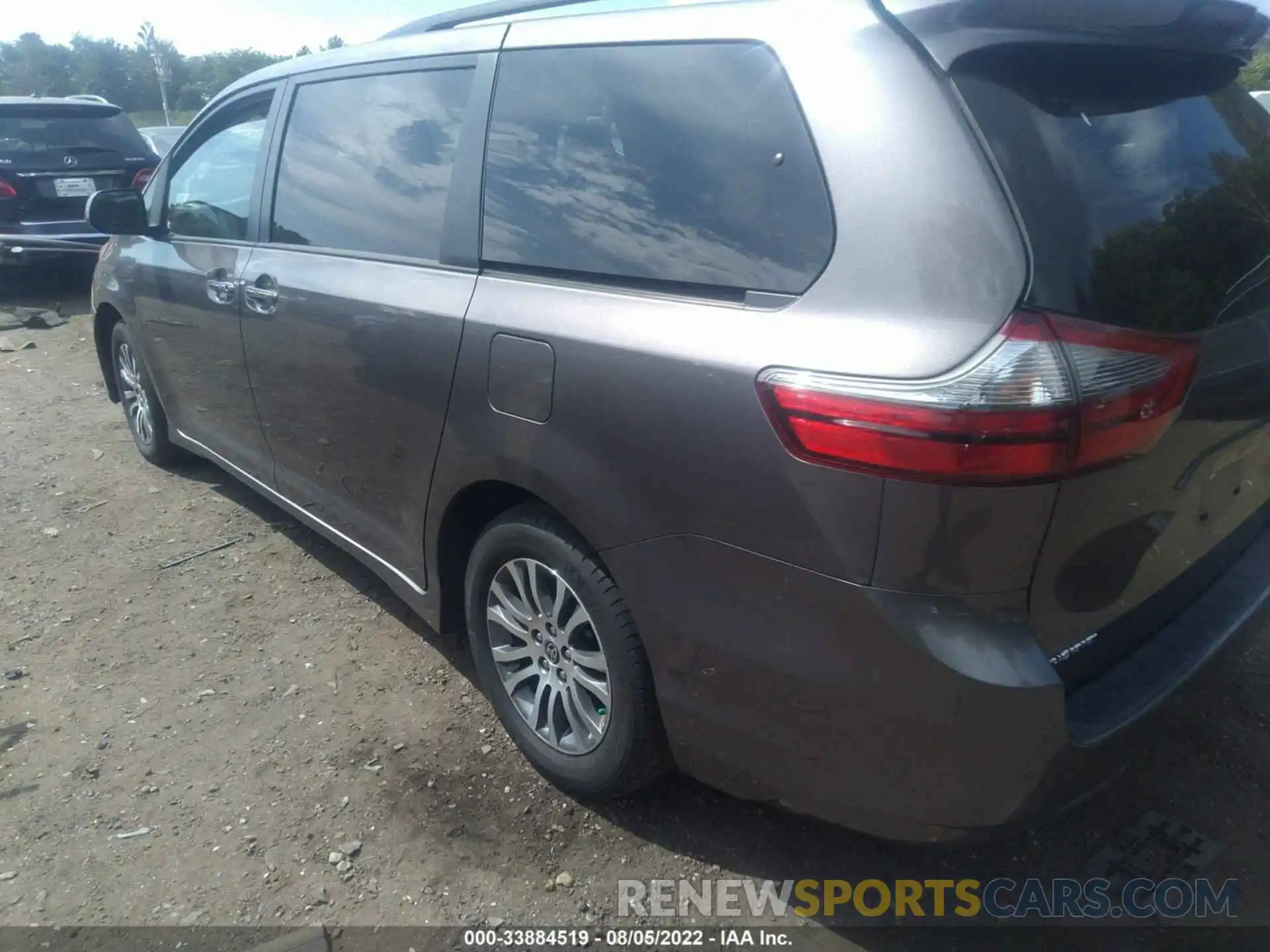 3 Фотография поврежденного автомобиля 5TDYZ3DC1LS075970 TOYOTA SIENNA 2020