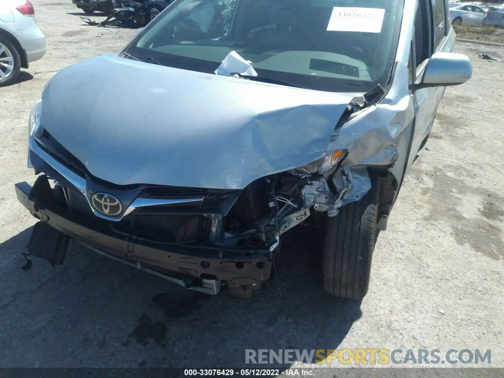 6 Photograph of a damaged car 5TDYZ3DC1LS086032 TOYOTA SIENNA 2020