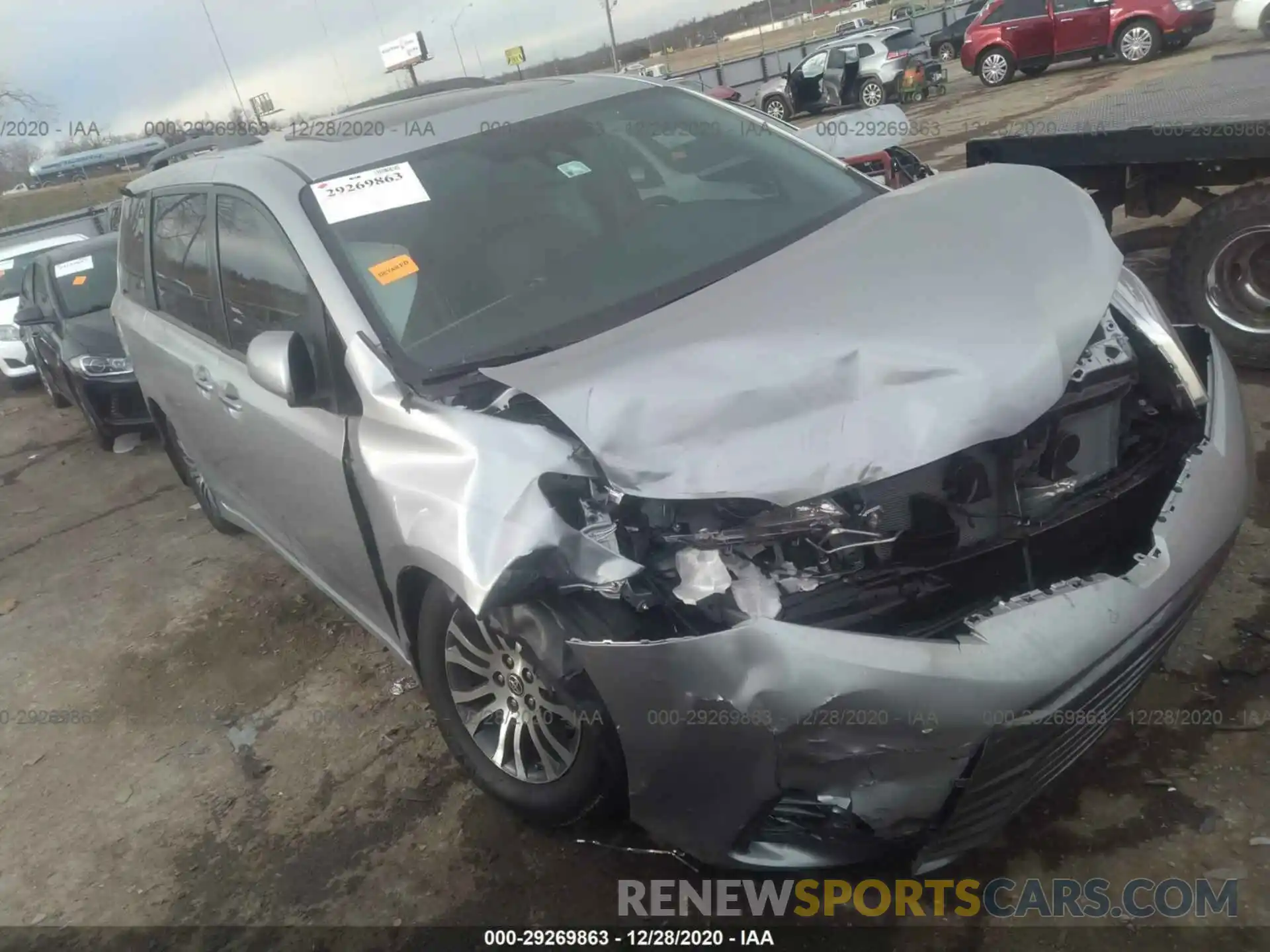 1 Photograph of a damaged car 5TDYZ3DC1LS088072 TOYOTA SIENNA 2020