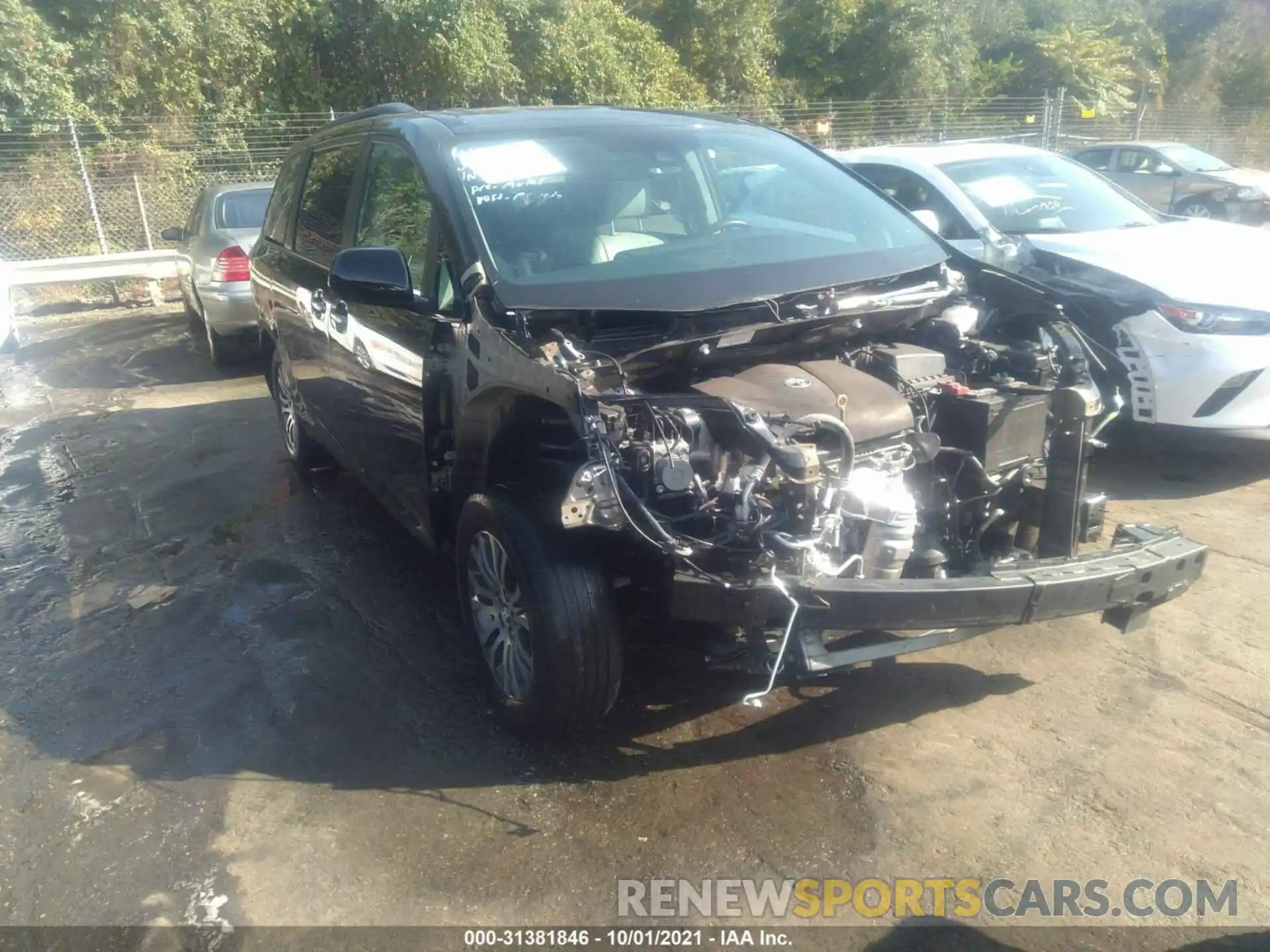 1 Photograph of a damaged car 5TDYZ3DC2LS021979 TOYOTA SIENNA 2020