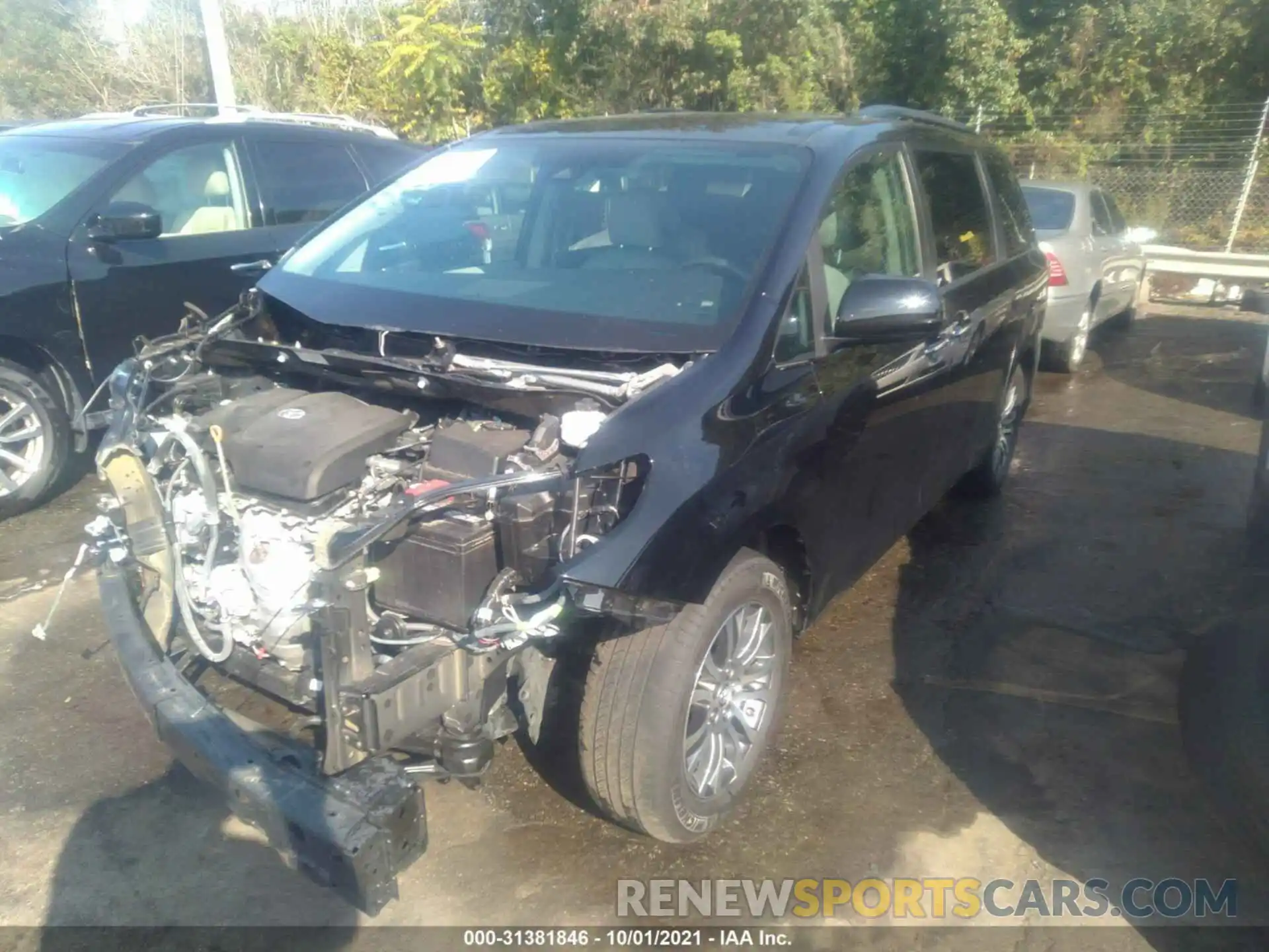 2 Photograph of a damaged car 5TDYZ3DC2LS021979 TOYOTA SIENNA 2020