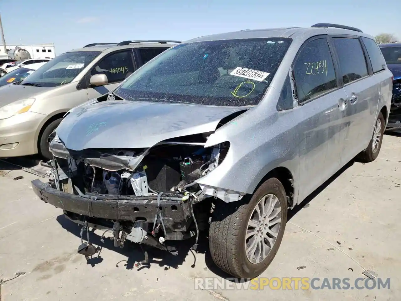 2 Фотография поврежденного автомобиля 5TDYZ3DC2LS027409 TOYOTA SIENNA 2020