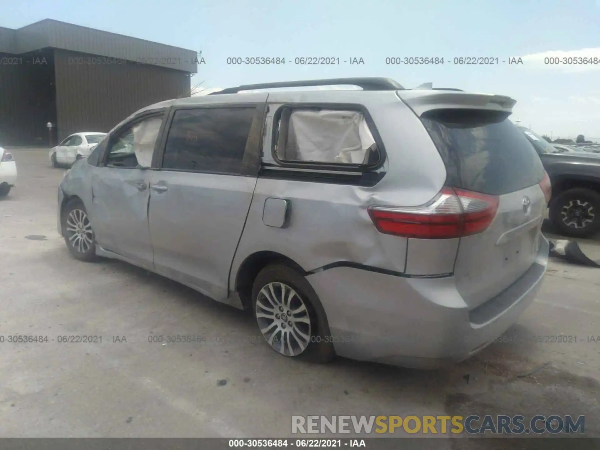 3 Фотография поврежденного автомобиля 5TDYZ3DC2LS028026 TOYOTA SIENNA 2020