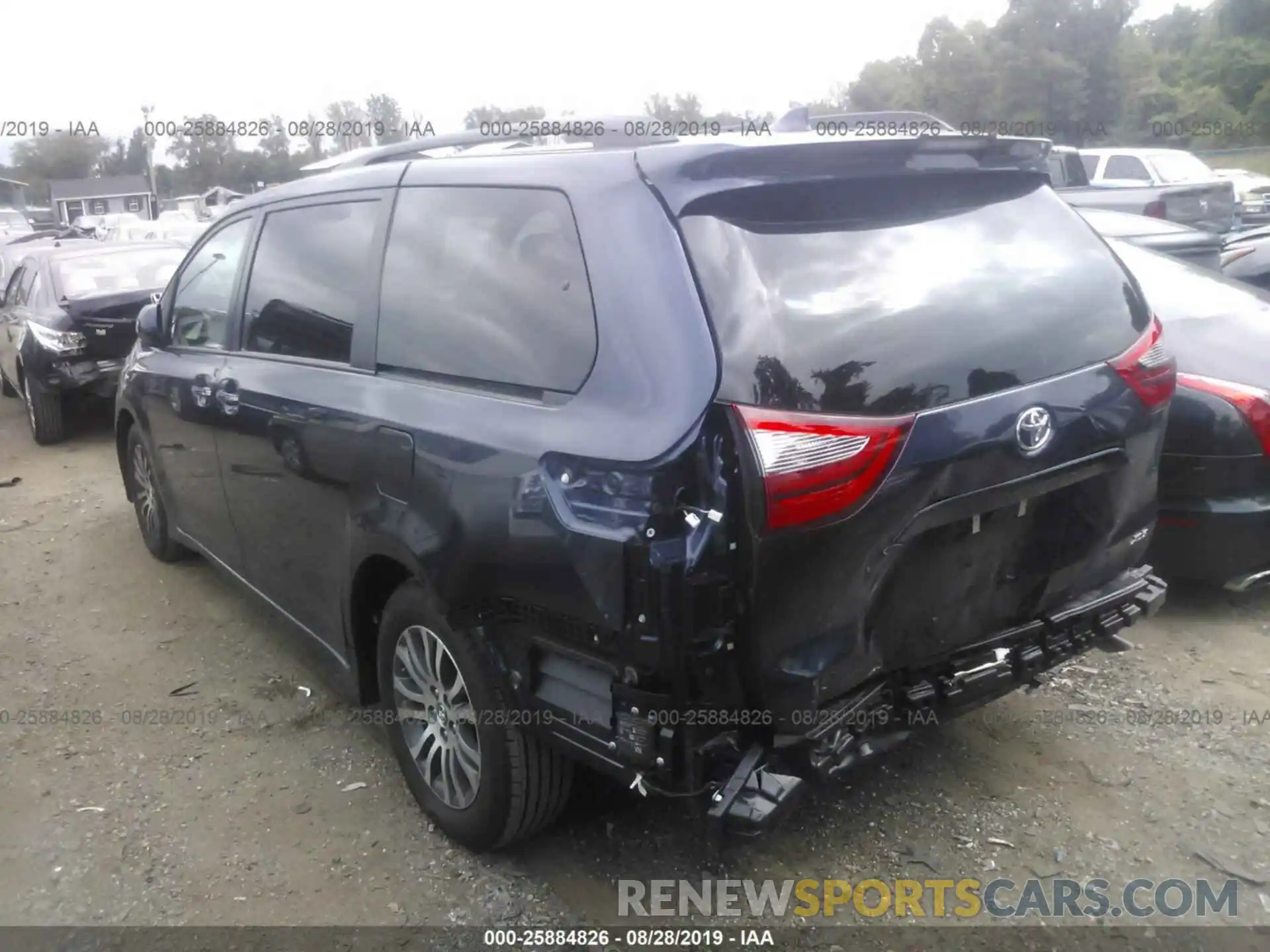 3 Photograph of a damaged car 5TDYZ3DC2LS032321 TOYOTA SIENNA 2020