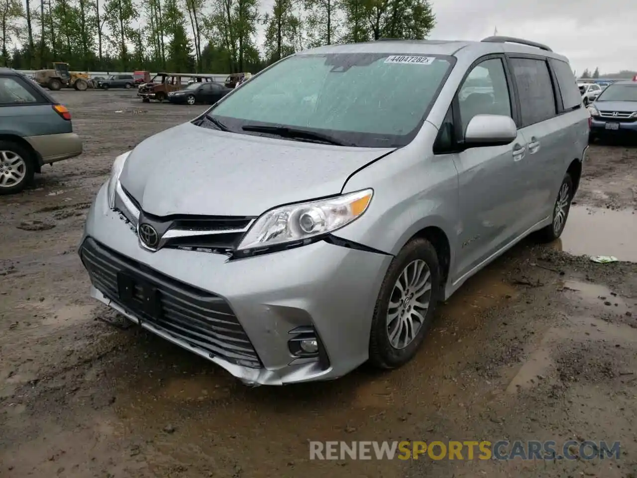 2 Photograph of a damaged car 5TDYZ3DC2LS041164 TOYOTA SIENNA 2020