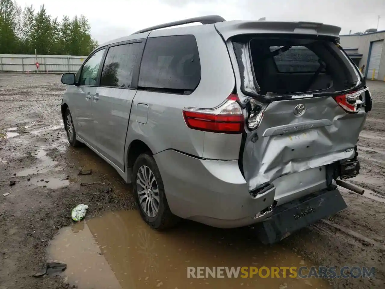 3 Photograph of a damaged car 5TDYZ3DC2LS041164 TOYOTA SIENNA 2020