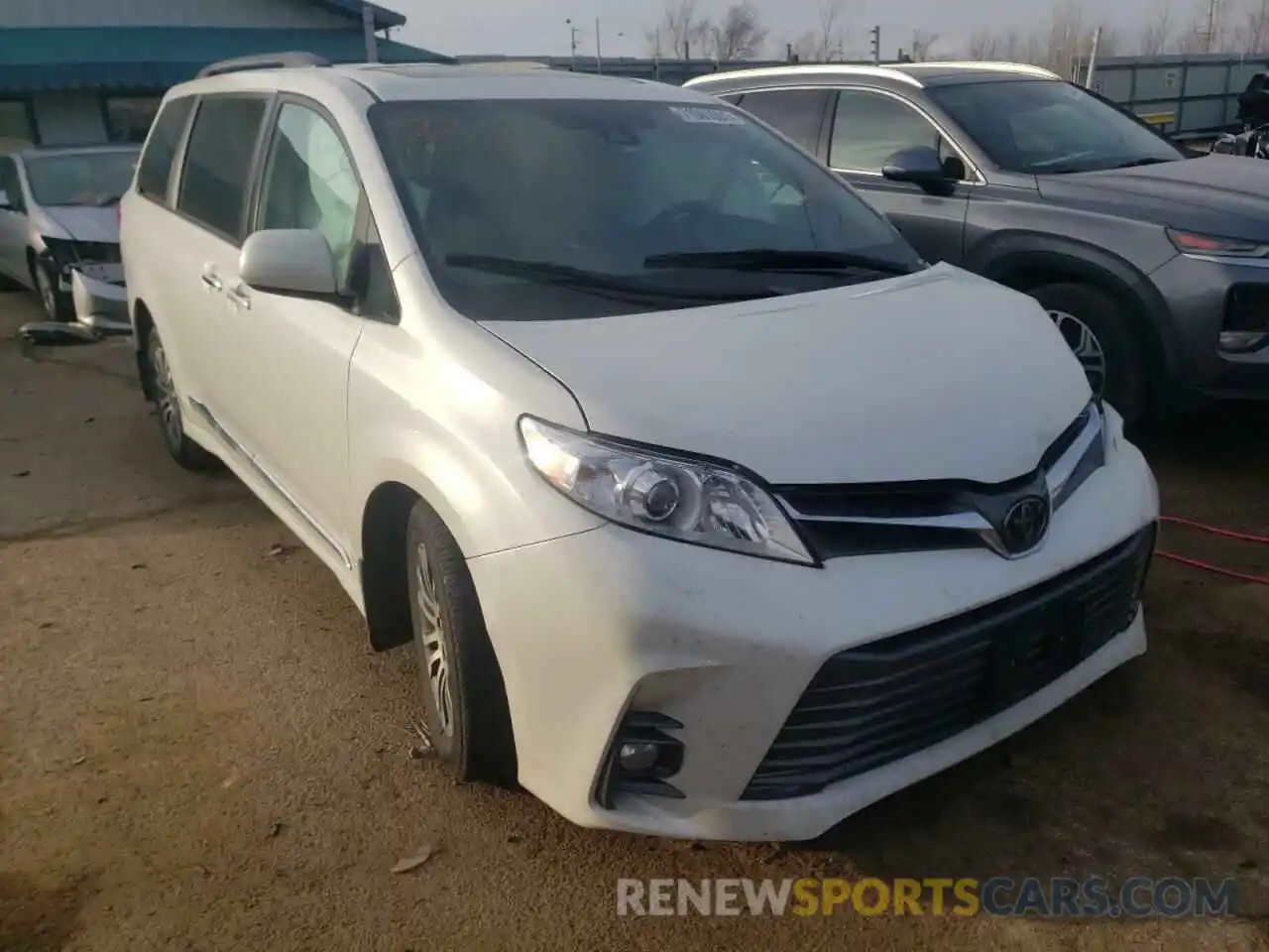 1 Фотография поврежденного автомобиля 5TDYZ3DC2LS045263 TOYOTA SIENNA 2020