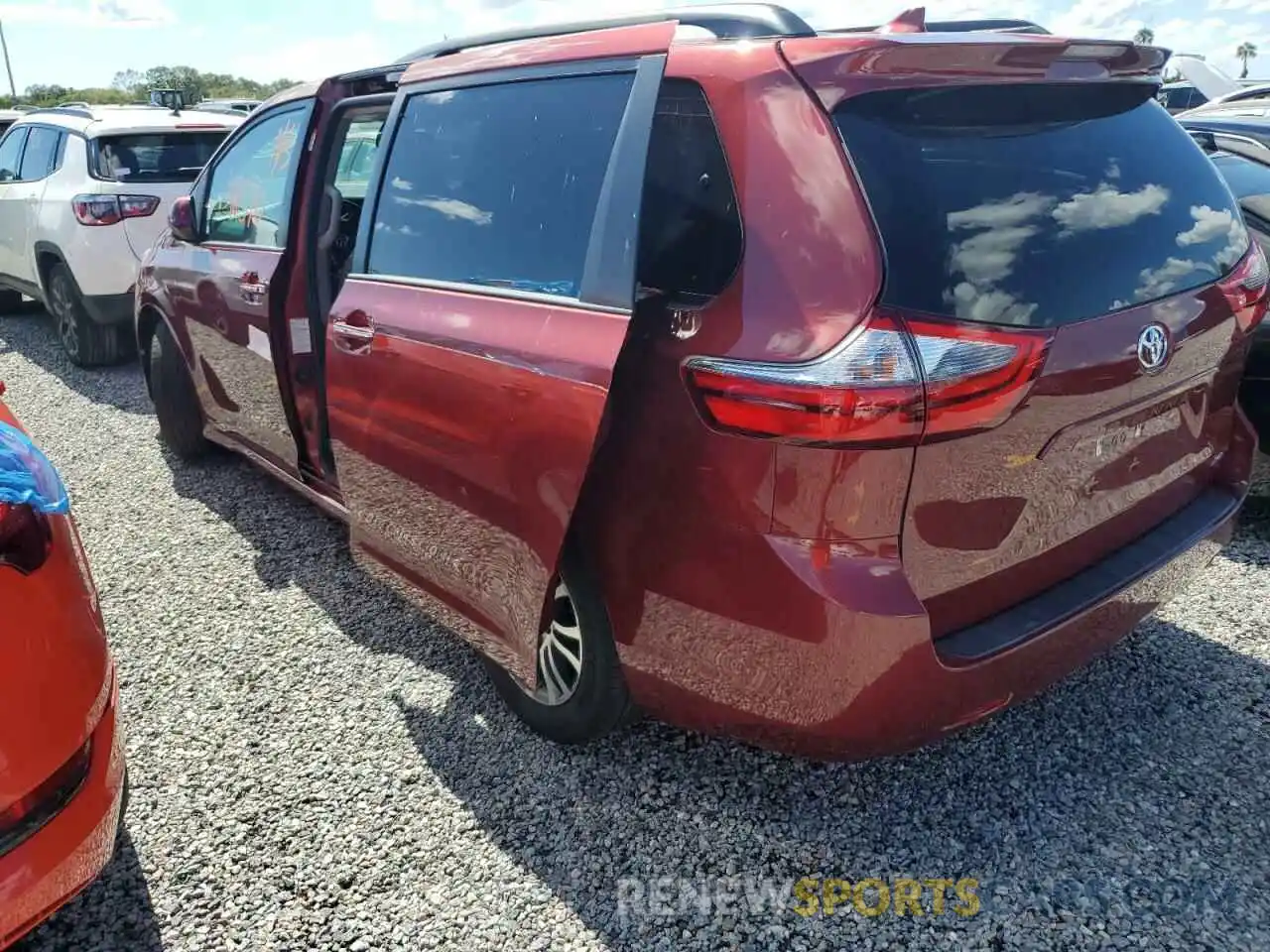 3 Photograph of a damaged car 5TDYZ3DC2LS049345 TOYOTA SIENNA 2020