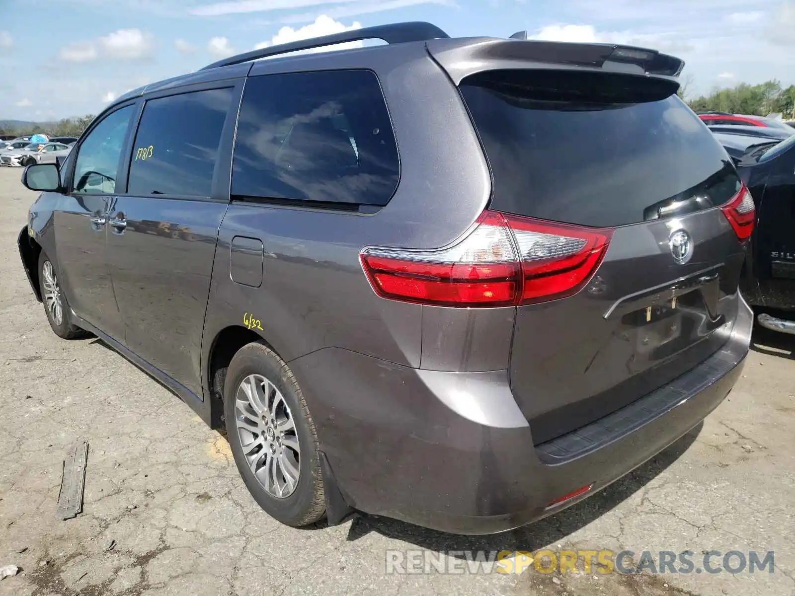 3 Фотография поврежденного автомобиля 5TDYZ3DC2LS050916 TOYOTA SIENNA 2020