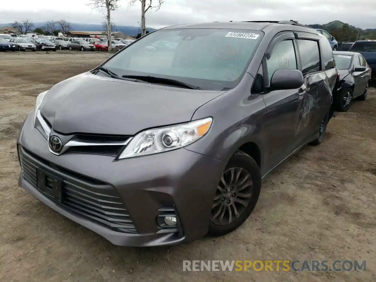 2 Photograph of a damaged car 5TDYZ3DC2LS061558 TOYOTA SIENNA 2020