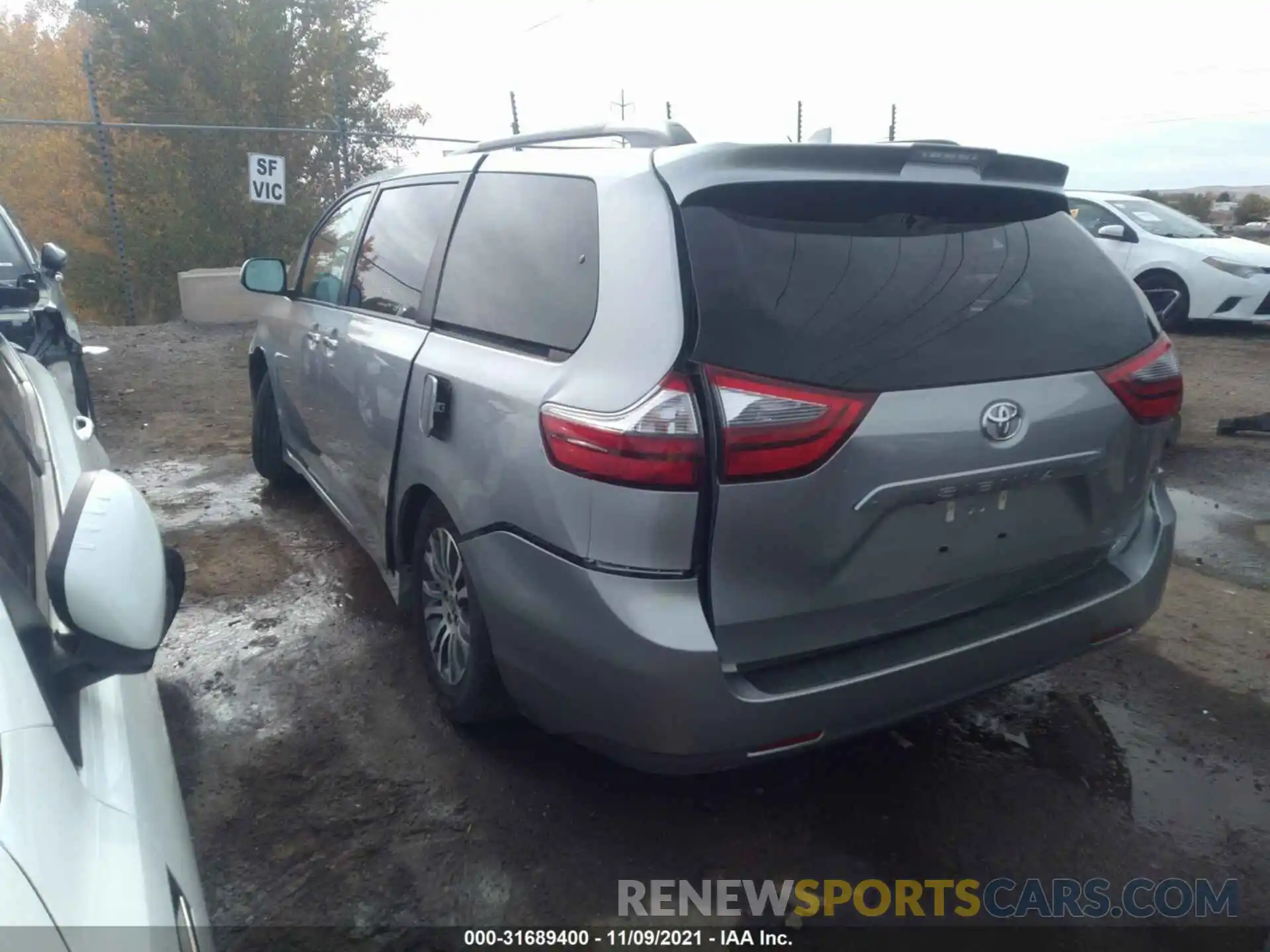 3 Photograph of a damaged car 5TDYZ3DC2LS064119 TOYOTA SIENNA 2020