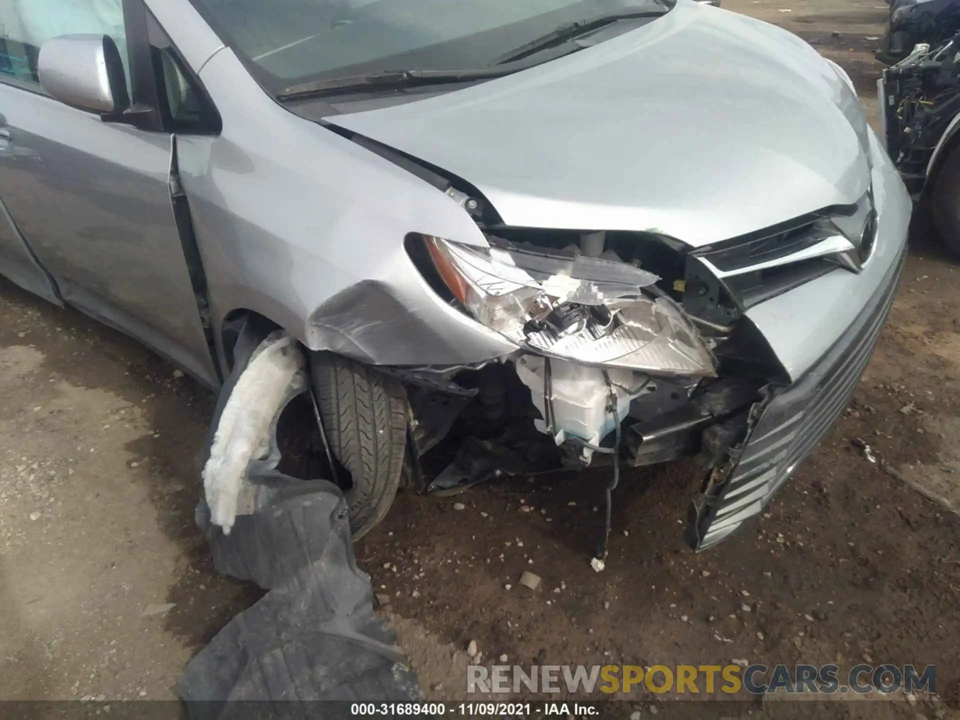 6 Photograph of a damaged car 5TDYZ3DC2LS064119 TOYOTA SIENNA 2020