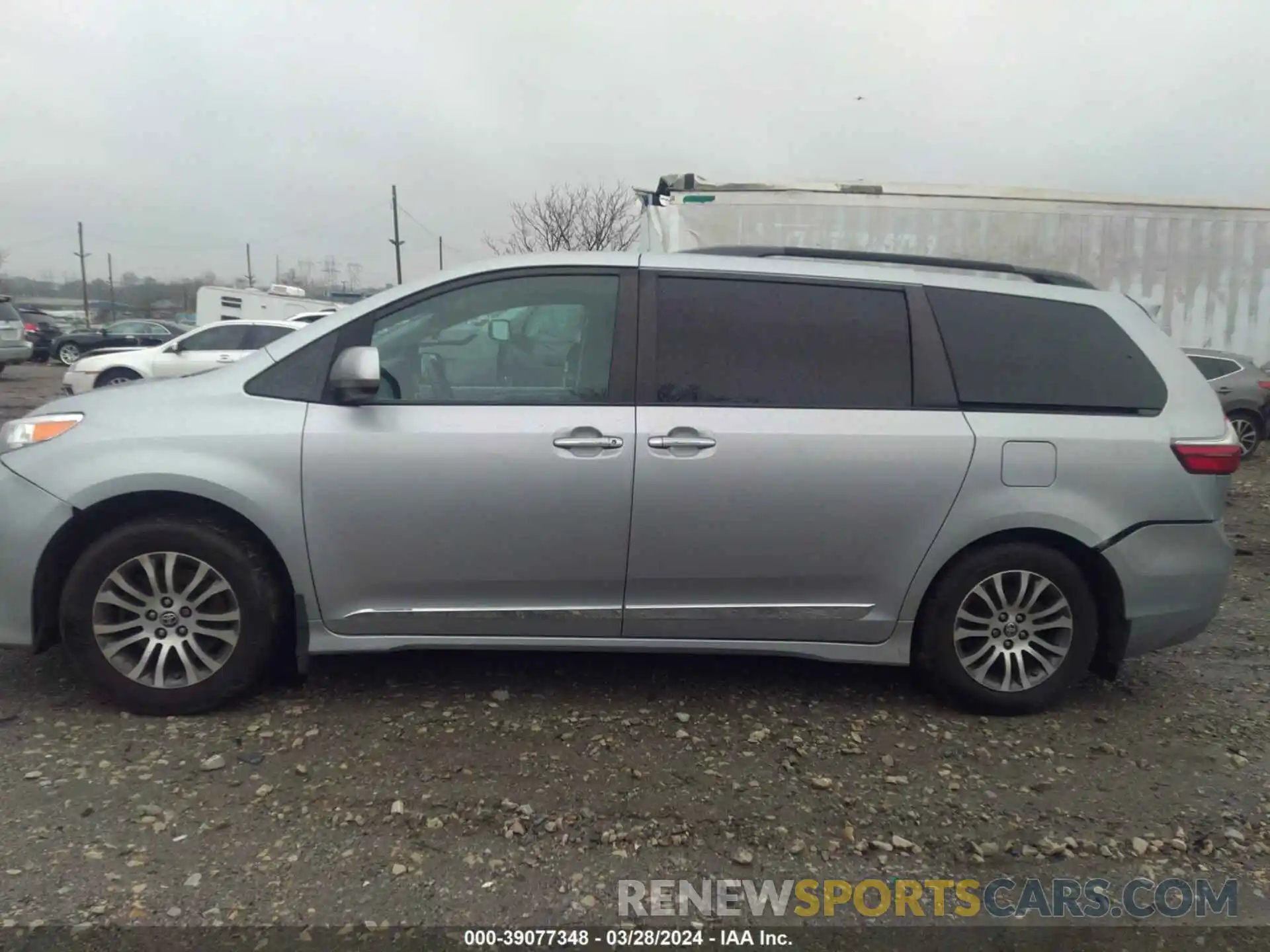 14 Фотография поврежденного автомобиля 5TDYZ3DC2LS073421 TOYOTA SIENNA 2020