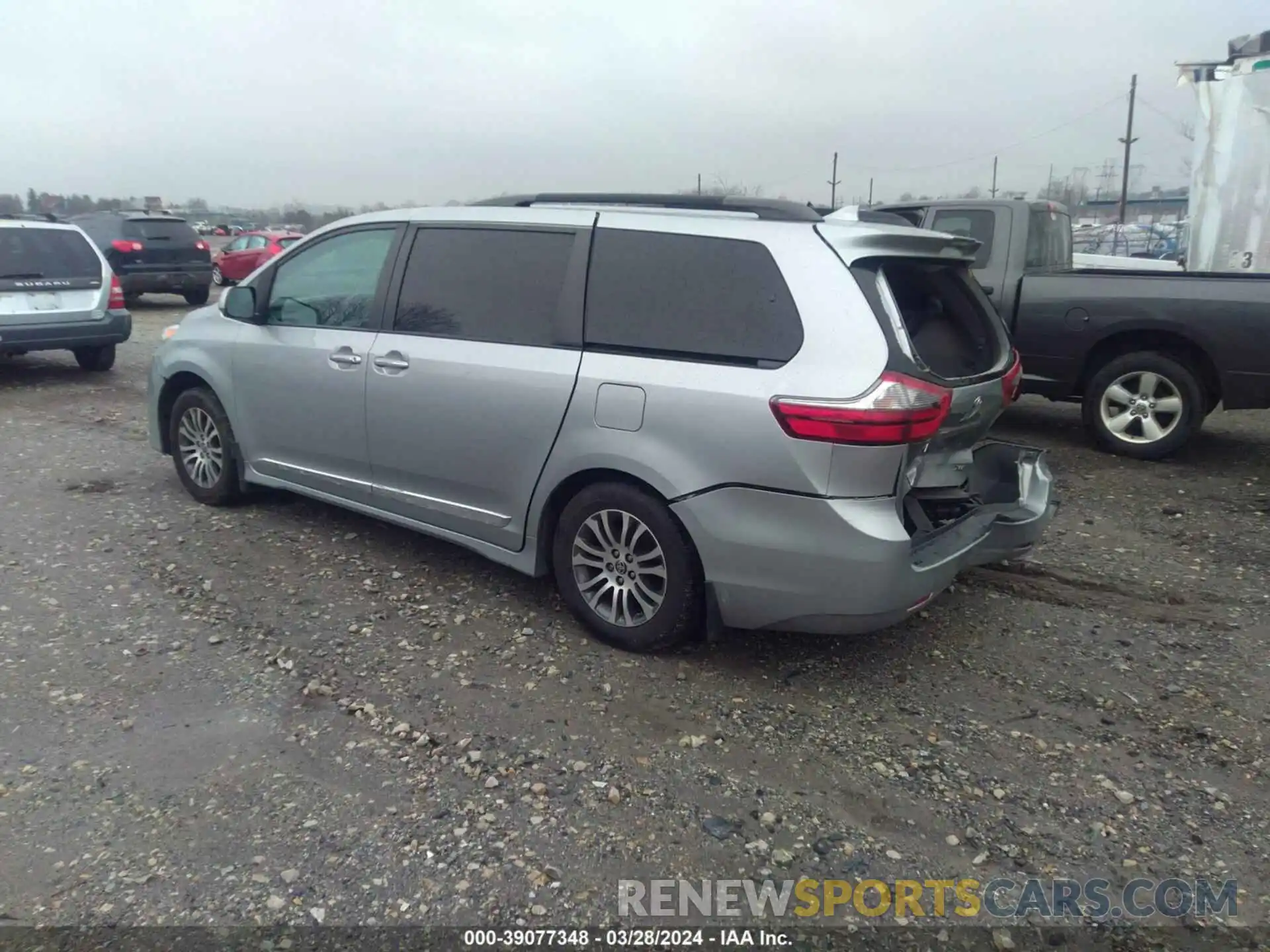 3 Фотография поврежденного автомобиля 5TDYZ3DC2LS073421 TOYOTA SIENNA 2020