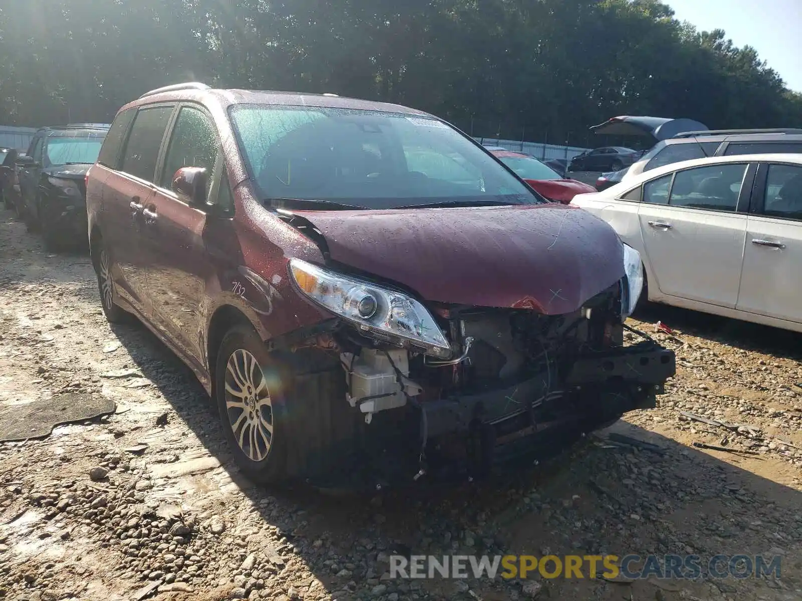 1 Photograph of a damaged car 5TDYZ3DC2LS077789 TOYOTA SIENNA 2020