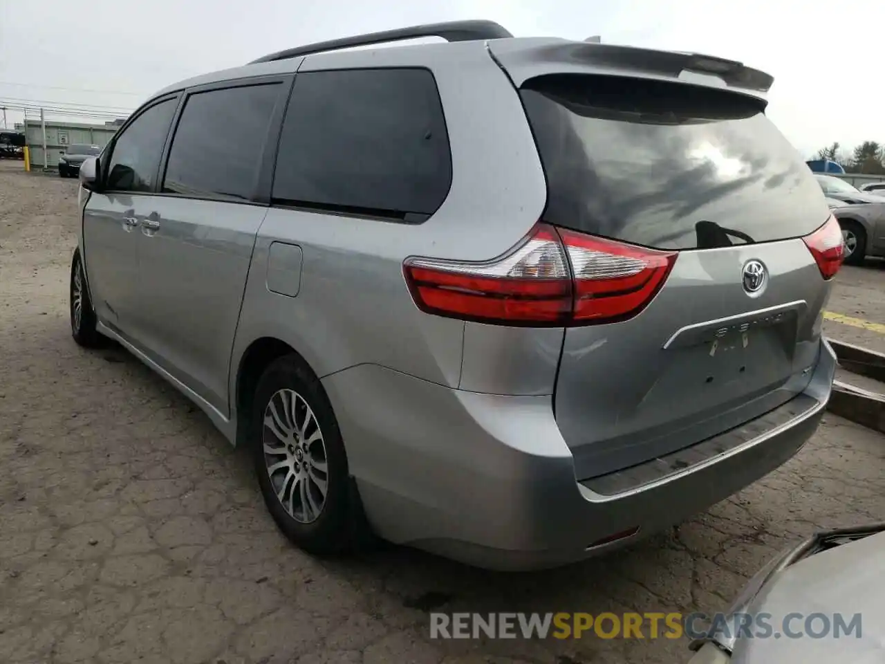 3 Фотография поврежденного автомобиля 5TDYZ3DC3LS022770 TOYOTA SIENNA 2020