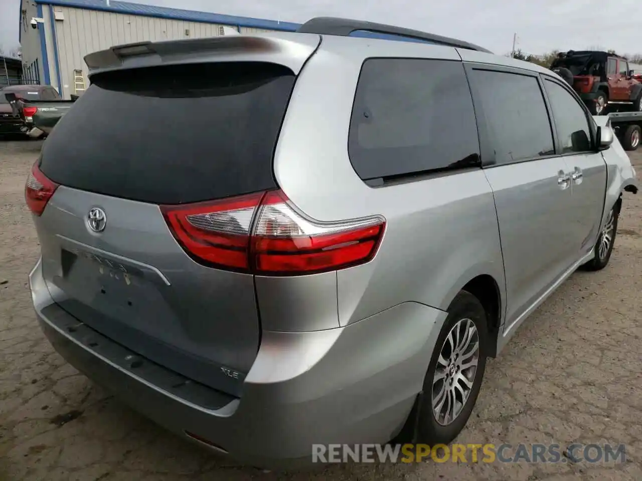 4 Фотография поврежденного автомобиля 5TDYZ3DC3LS022770 TOYOTA SIENNA 2020