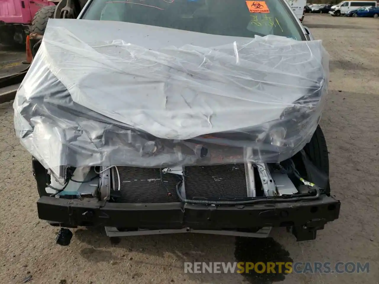 7 Photograph of a damaged car 5TDYZ3DC3LS022770 TOYOTA SIENNA 2020