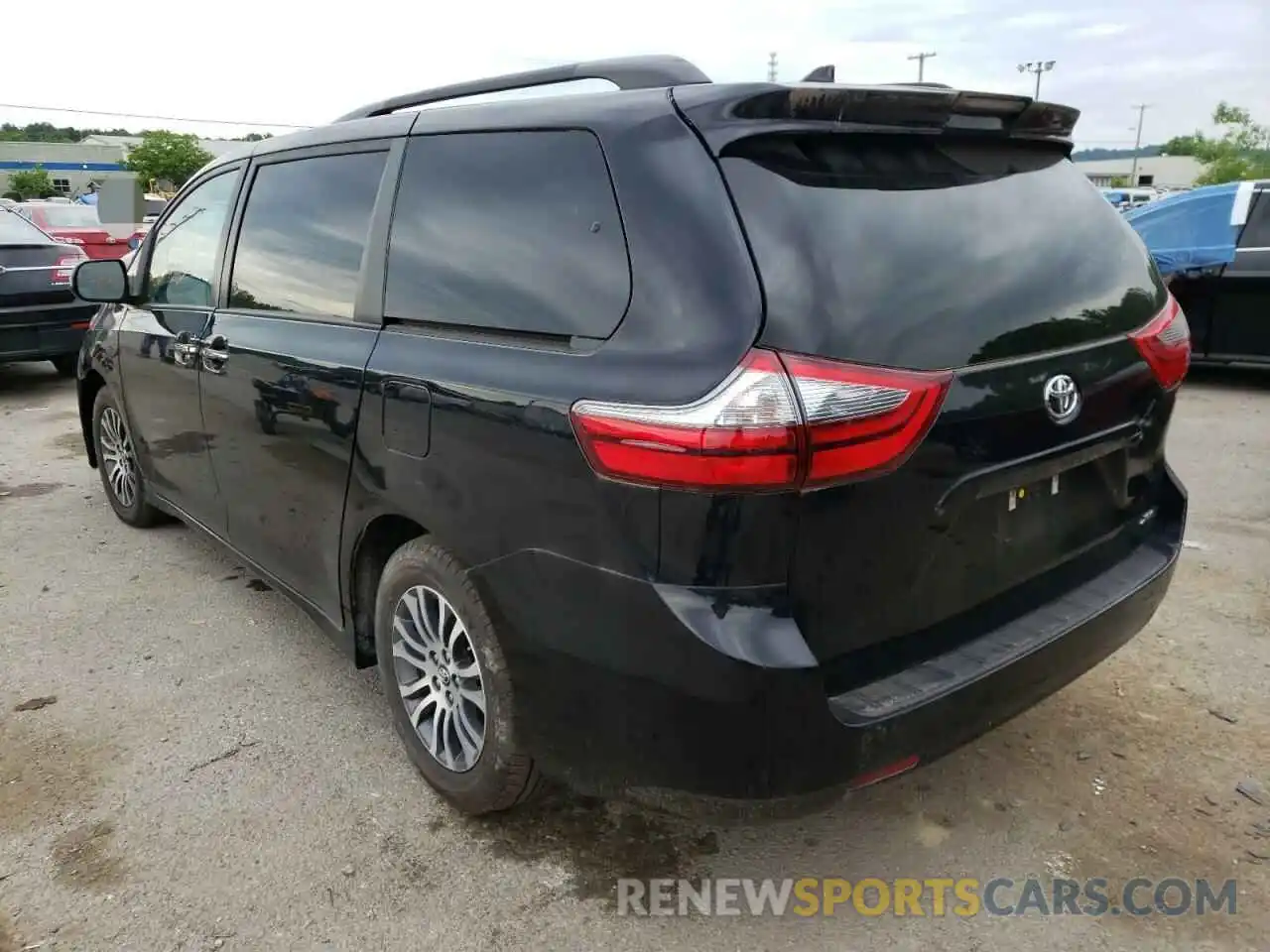 3 Photograph of a damaged car 5TDYZ3DC3LS024566 TOYOTA SIENNA 2020