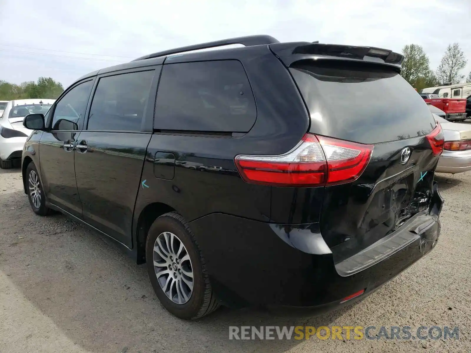 3 Photograph of a damaged car 5TDYZ3DC3LS036992 TOYOTA SIENNA 2020