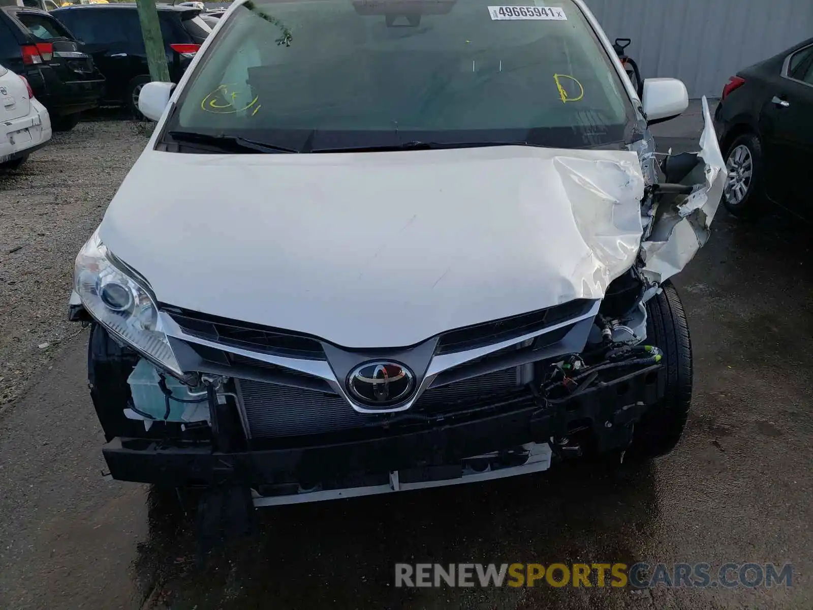 7 Photograph of a damaged car 5TDYZ3DC3LS040430 TOYOTA SIENNA 2020