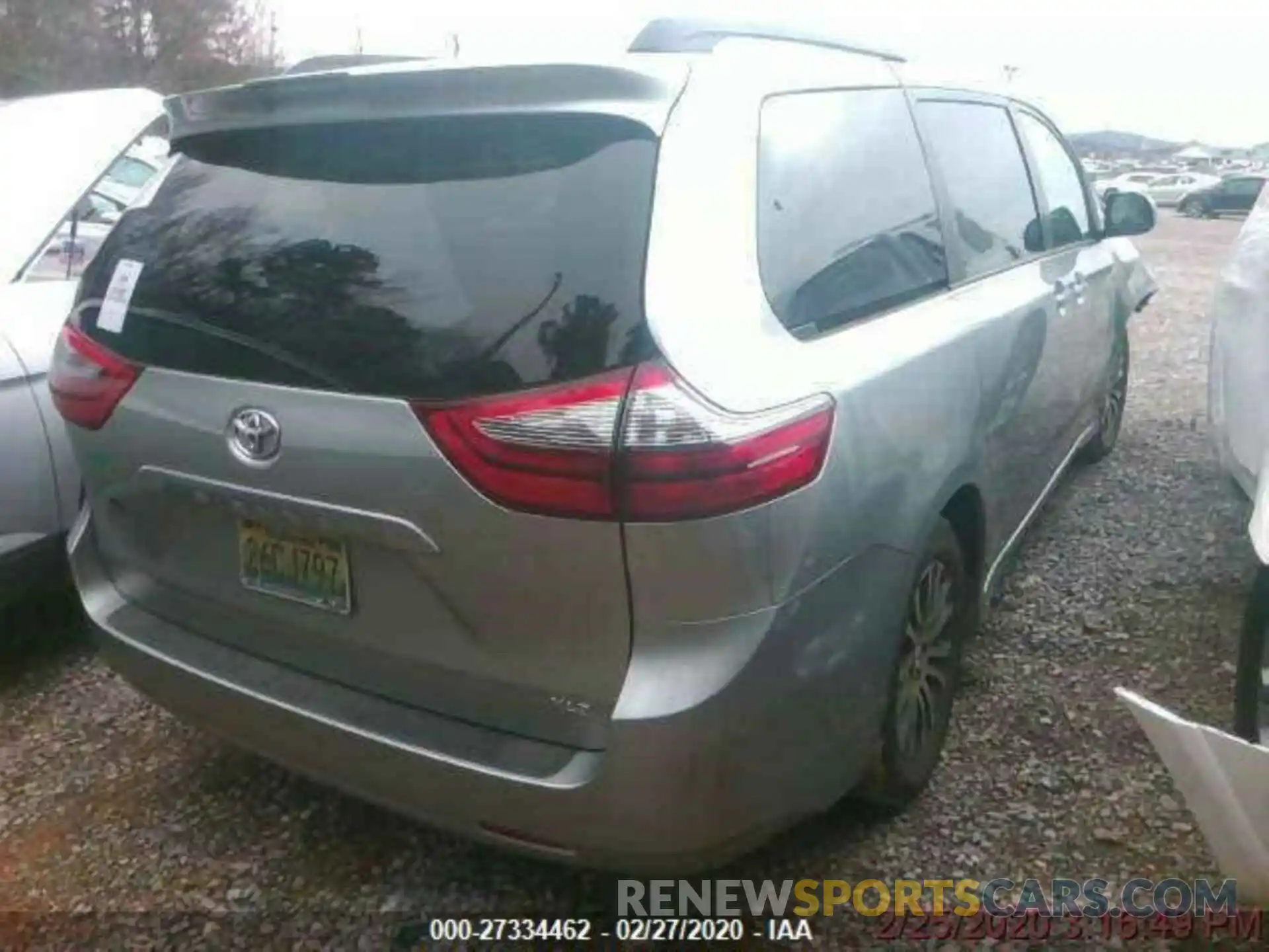 2 Photograph of a damaged car 5TDYZ3DC3LS041464 TOYOTA SIENNA 2020