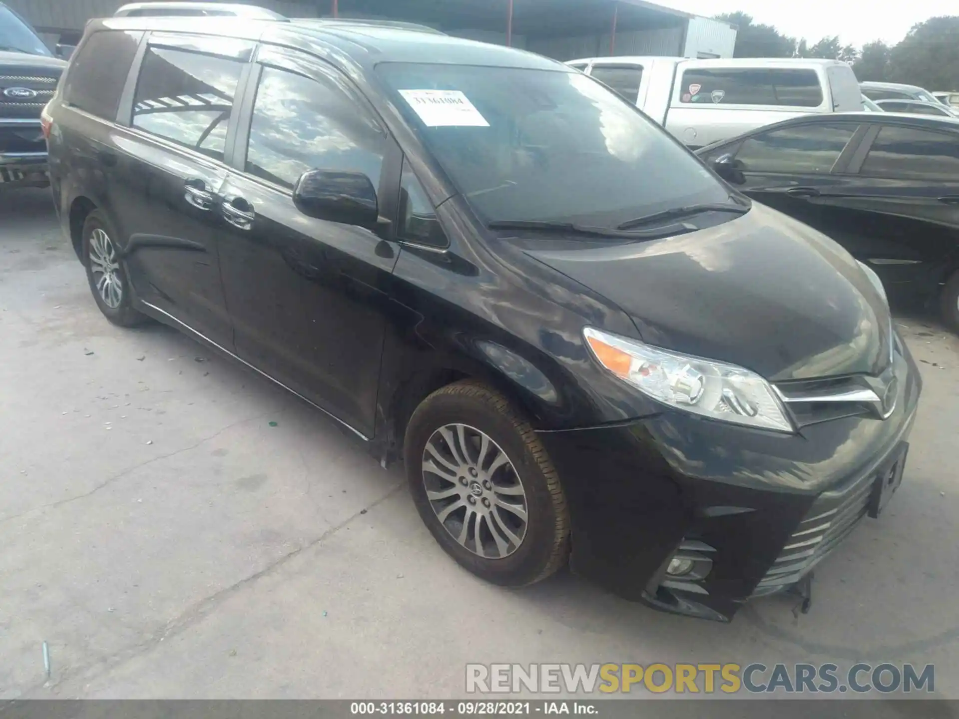 1 Photograph of a damaged car 5TDYZ3DC3LS056627 TOYOTA SIENNA 2020