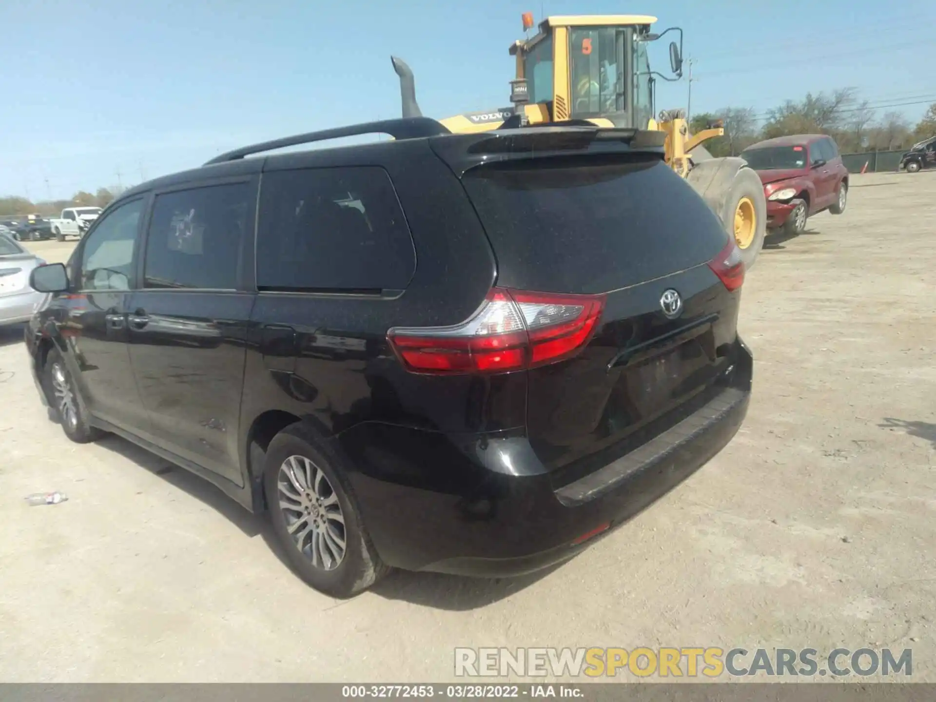 3 Фотография поврежденного автомобиля 5TDYZ3DC3LS066459 TOYOTA SIENNA 2020