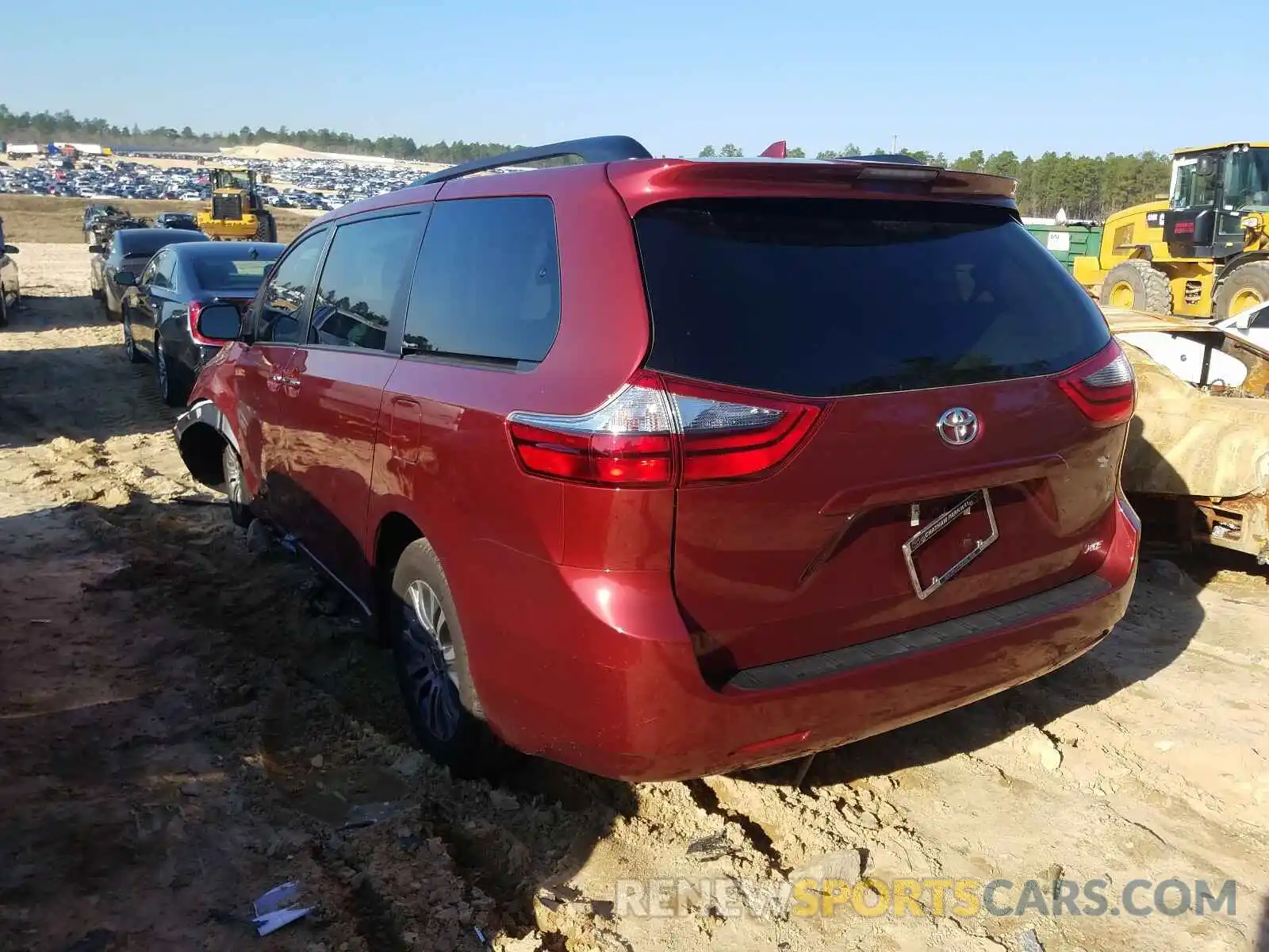 3 Photograph of a damaged car 5TDYZ3DC3LS068390 TOYOTA SIENNA 2020