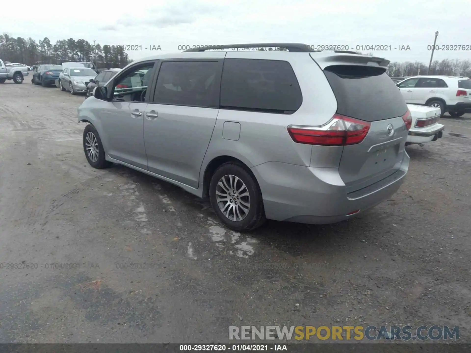 1 Фотография поврежденного автомобиля 5TDYZ3DC3LS069474 TOYOTA SIENNA 2020