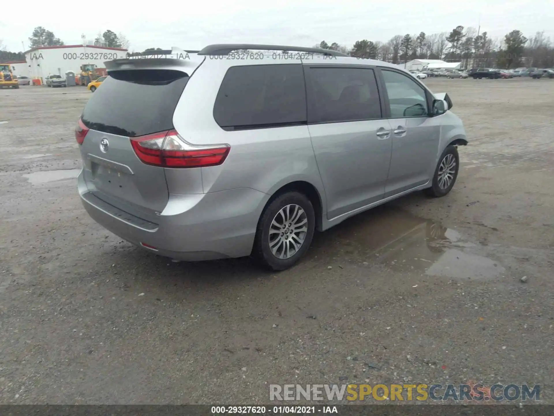 4 Фотография поврежденного автомобиля 5TDYZ3DC3LS069474 TOYOTA SIENNA 2020