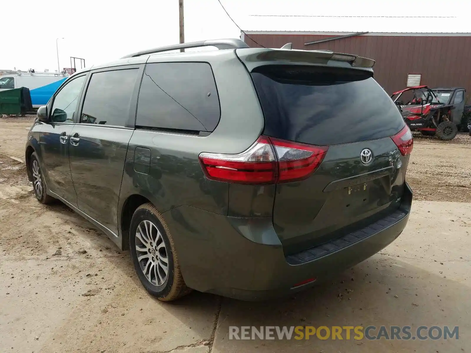 3 Photograph of a damaged car 5TDYZ3DC3LS069927 TOYOTA SIENNA 2020