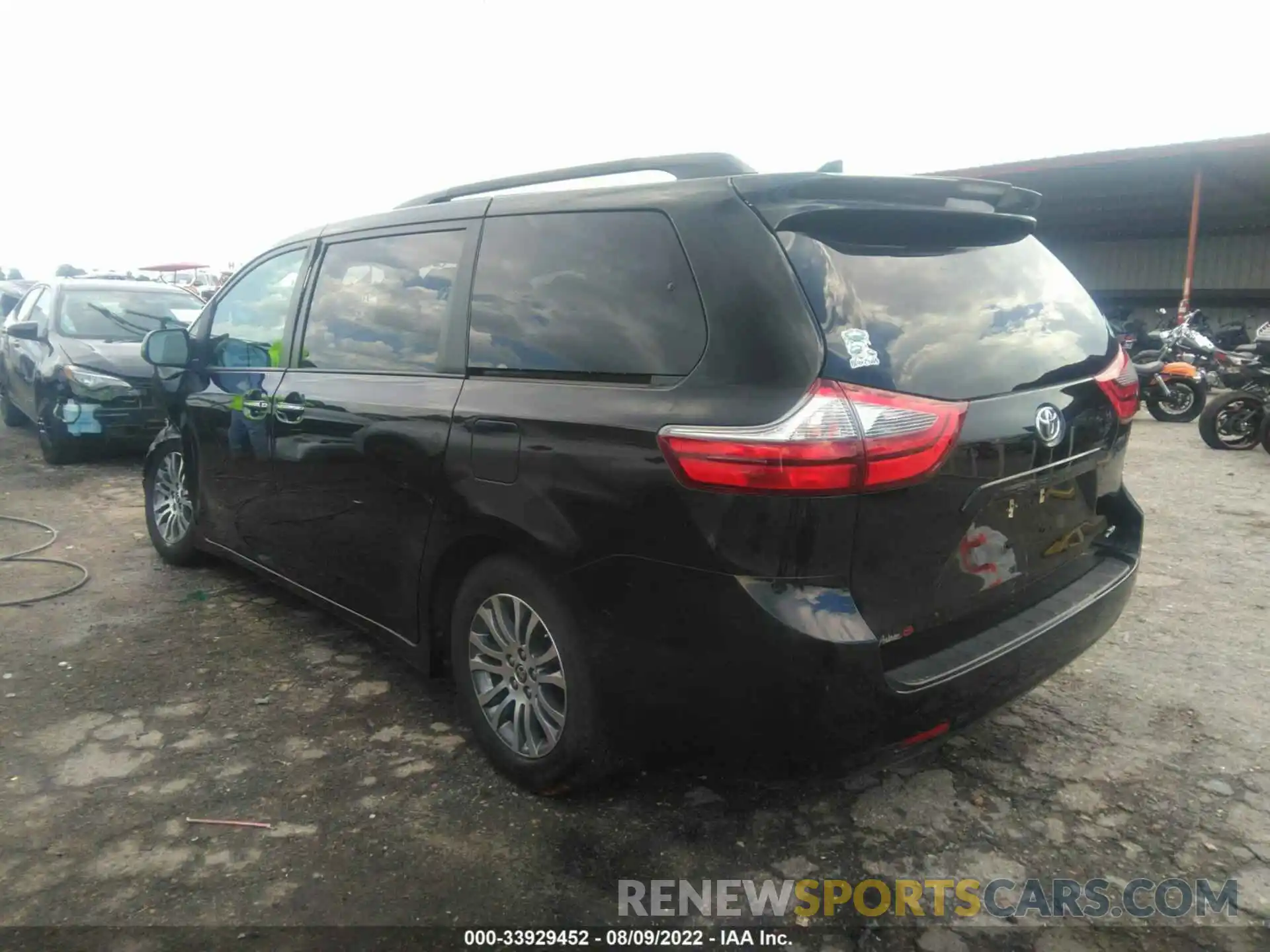 3 Фотография поврежденного автомобиля 5TDYZ3DC3LS069989 TOYOTA SIENNA 2020