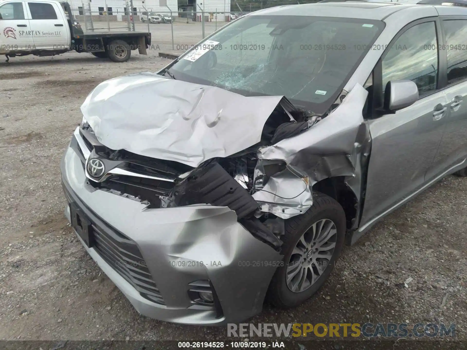 6 Photograph of a damaged car 5TDYZ3DC4LS023068 TOYOTA SIENNA 2020