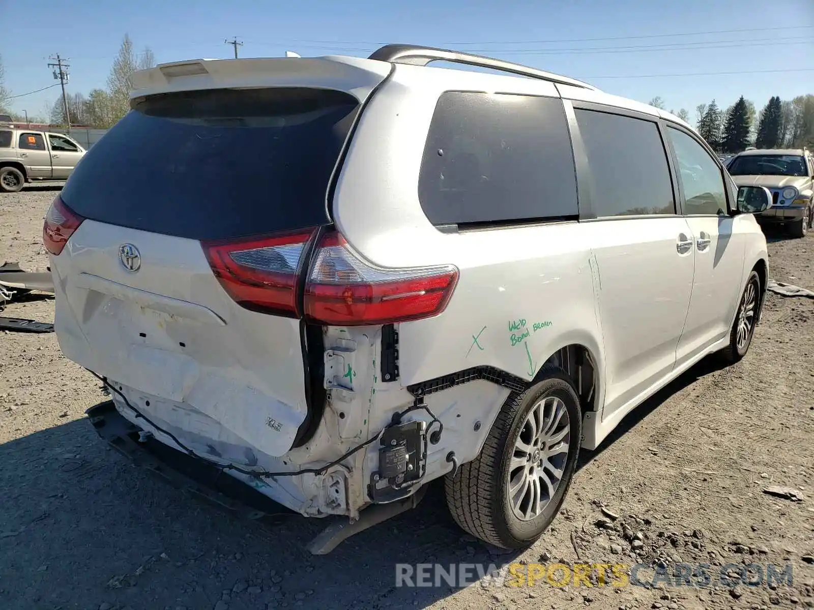 4 Фотография поврежденного автомобиля 5TDYZ3DC4LS027850 TOYOTA SIENNA 2020