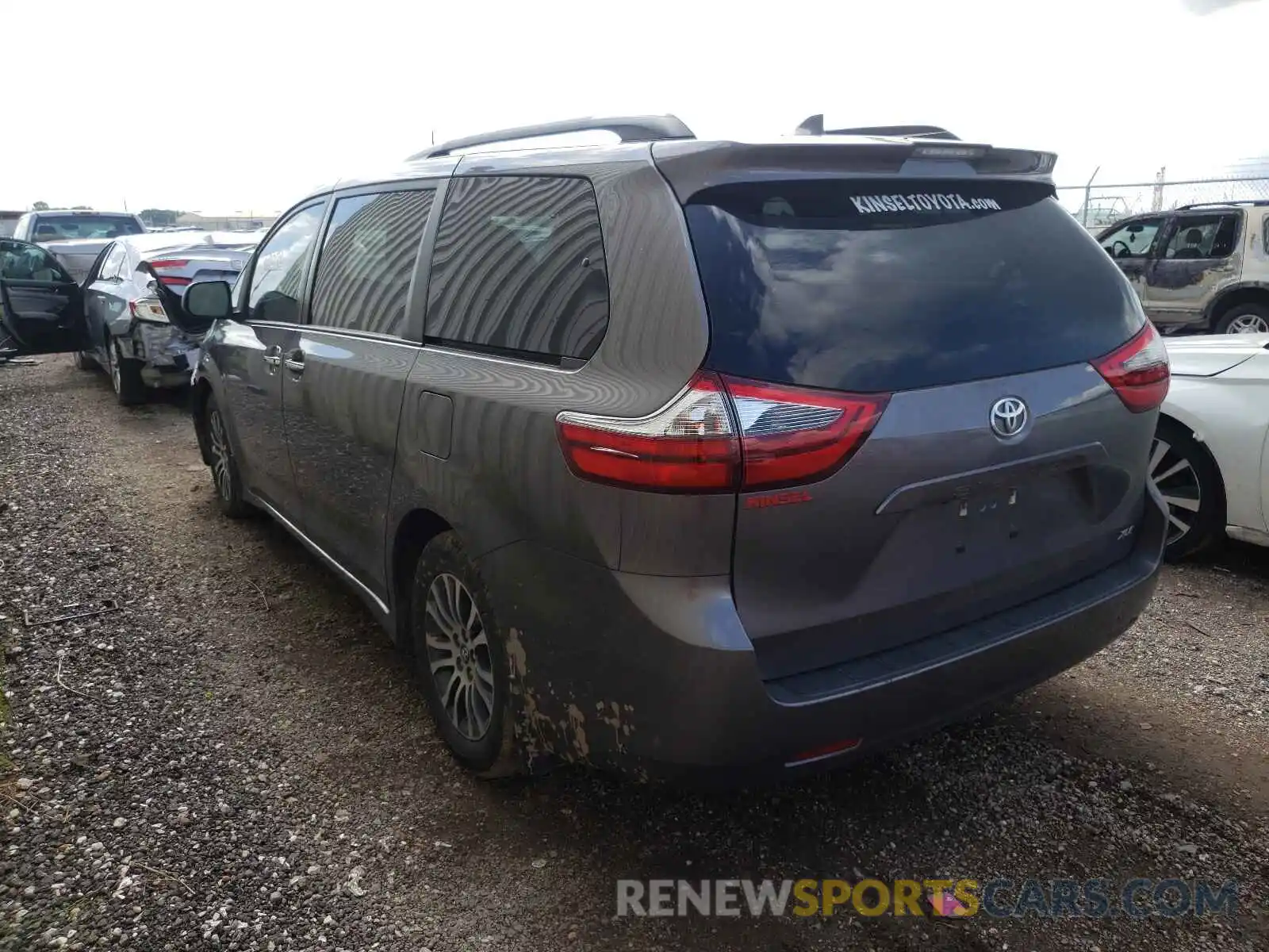 3 Photograph of a damaged car 5TDYZ3DC4LS031056 TOYOTA SIENNA 2020