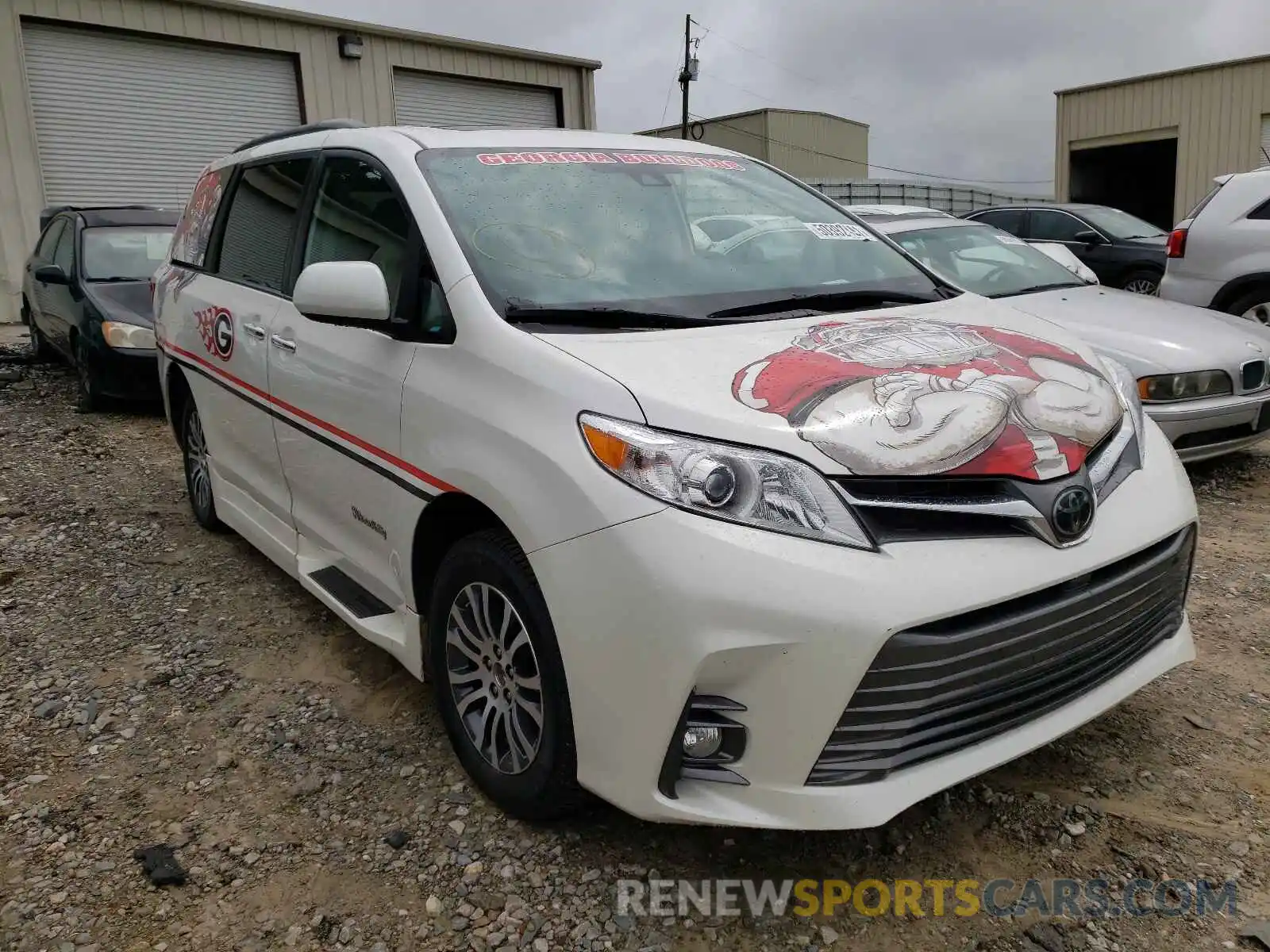 1 Photograph of a damaged car 5TDYZ3DC4LS031848 TOYOTA SIENNA 2020