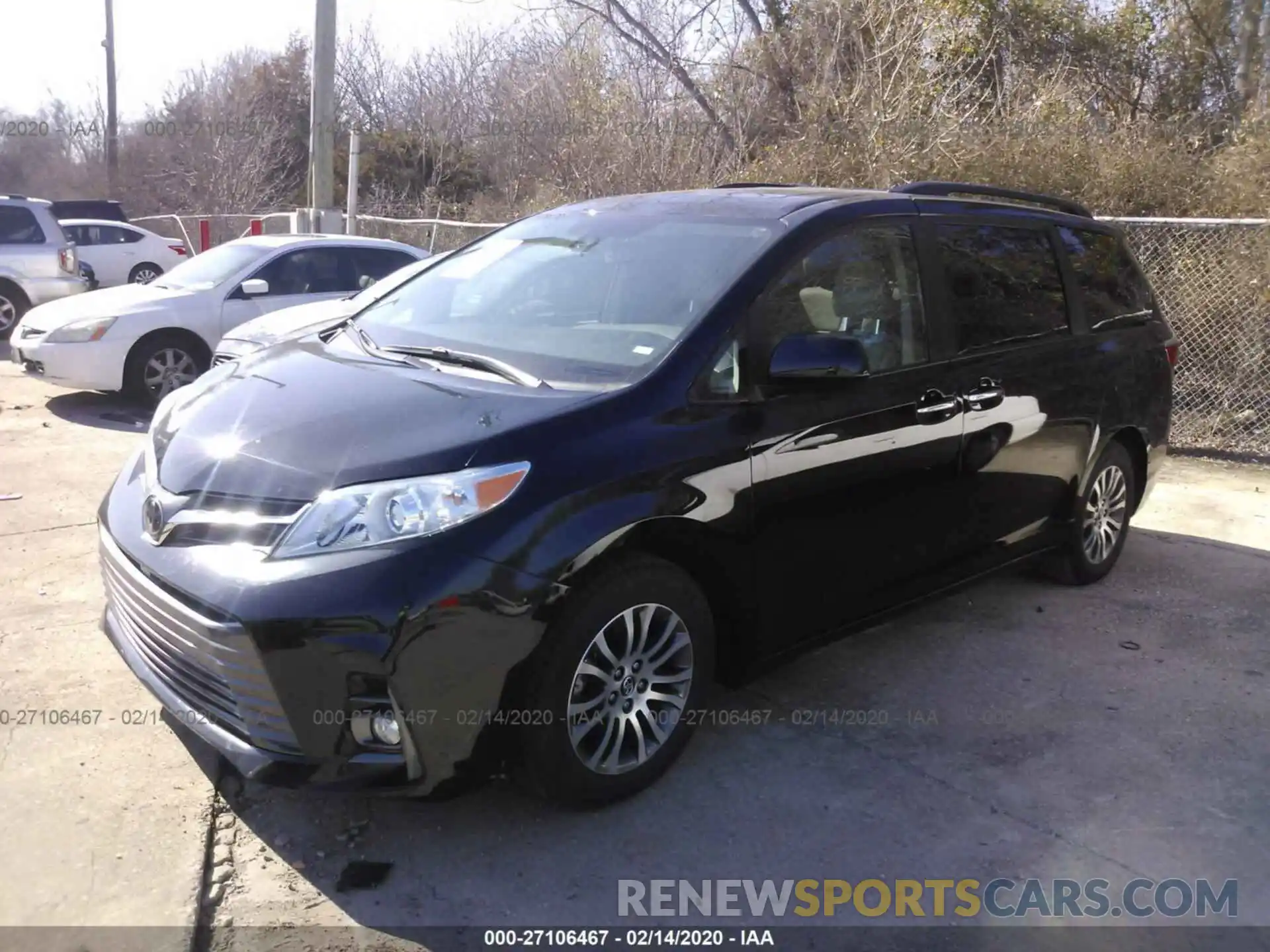 2 Photograph of a damaged car 5TDYZ3DC4LS038444 TOYOTA SIENNA 2020