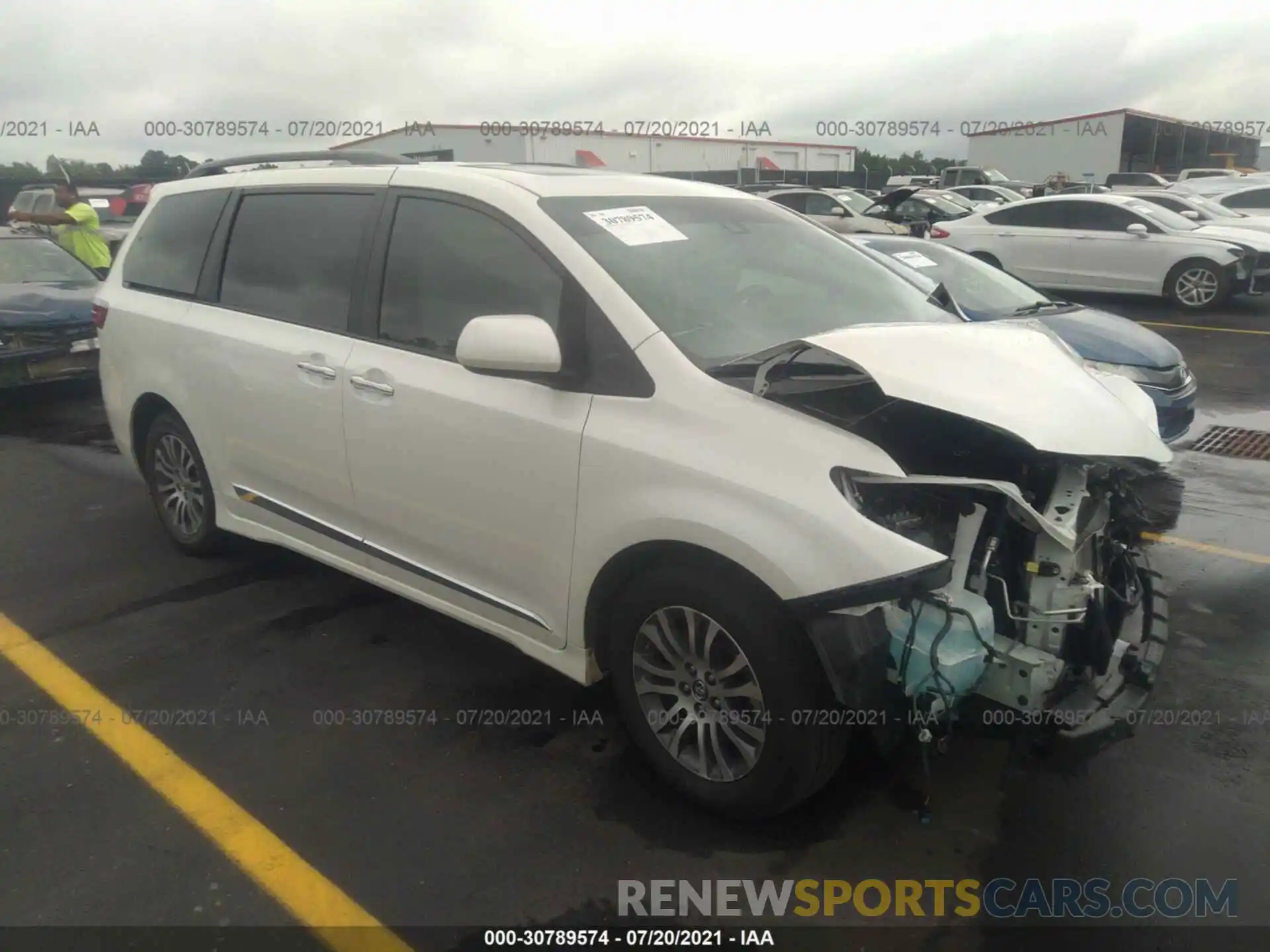 1 Photograph of a damaged car 5TDYZ3DC4LS042543 TOYOTA SIENNA 2020