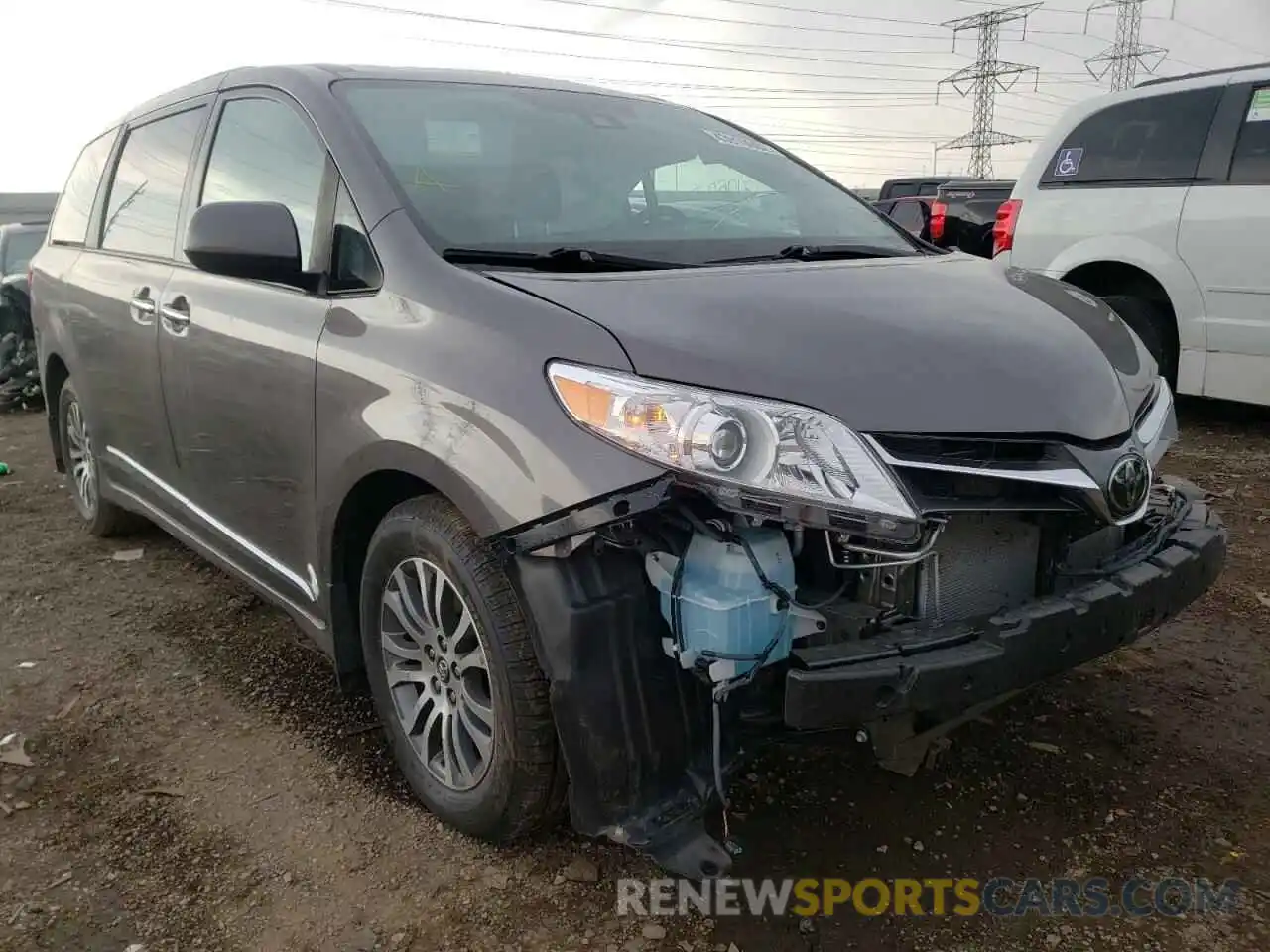 1 Photograph of a damaged car 5TDYZ3DC4LS045779 TOYOTA SIENNA 2020