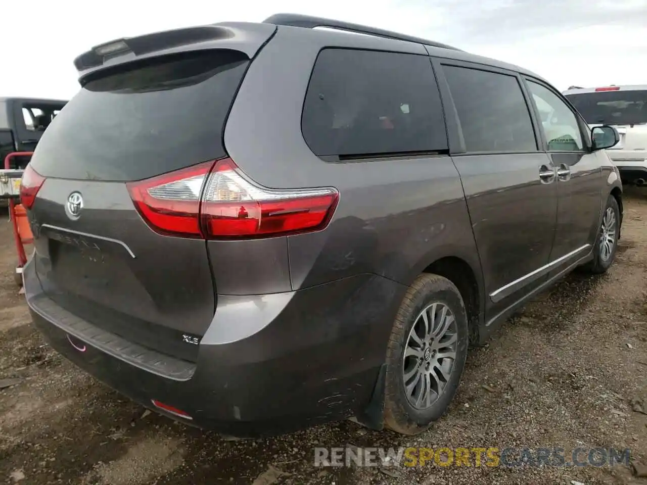 4 Фотография поврежденного автомобиля 5TDYZ3DC4LS045779 TOYOTA SIENNA 2020