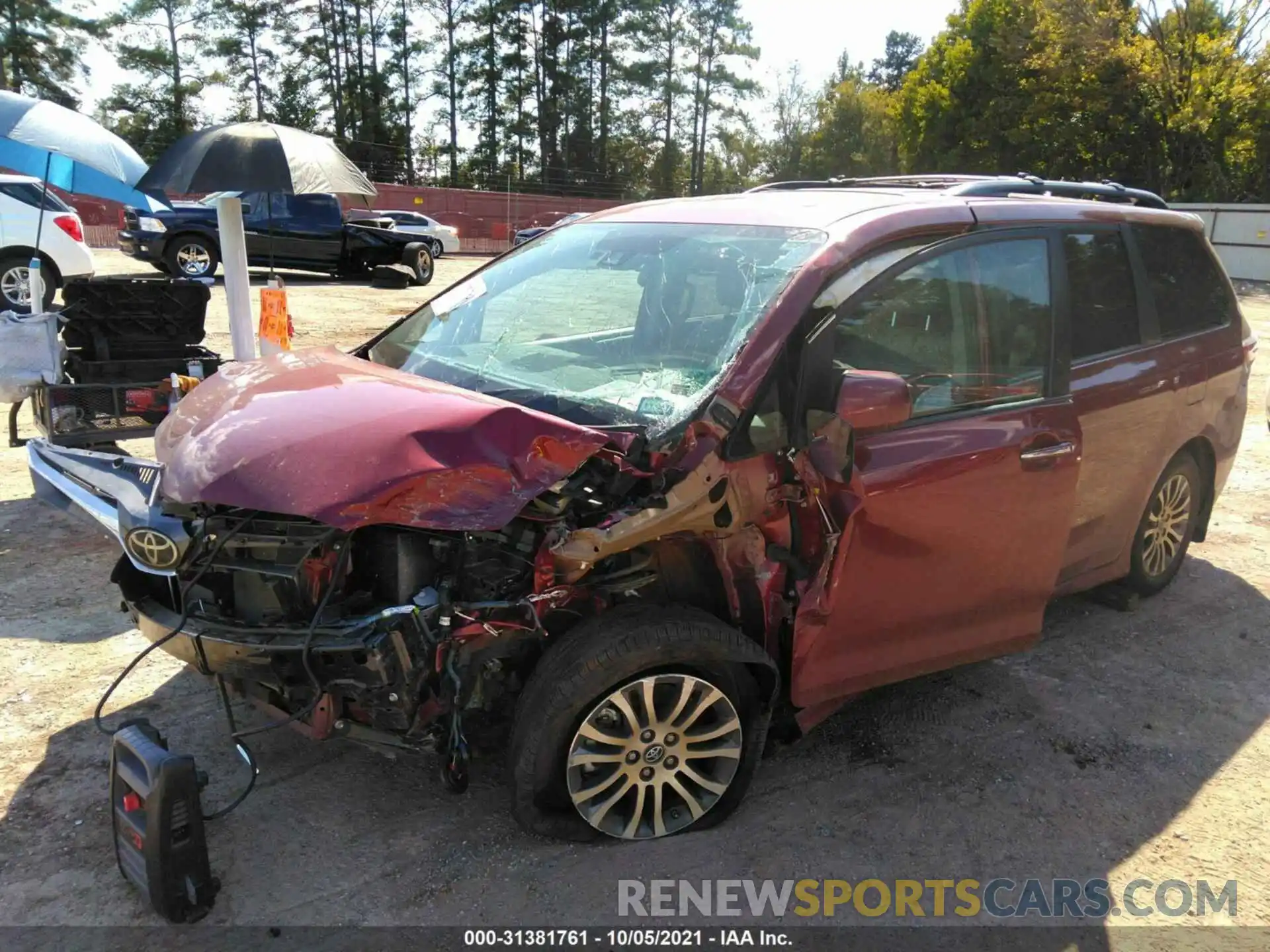 2 Photograph of a damaged car 5TDYZ3DC4LS049752 TOYOTA SIENNA 2020