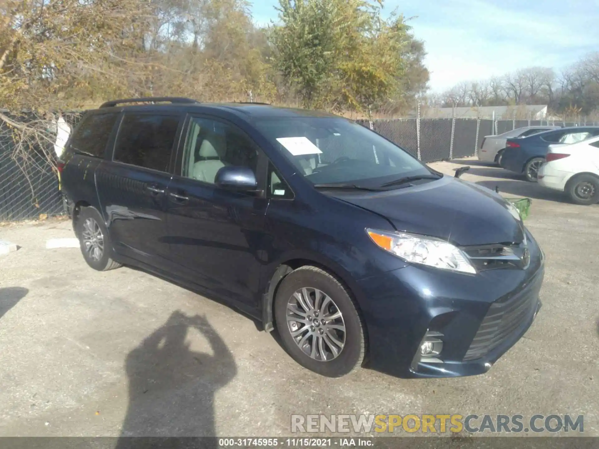 1 Photograph of a damaged car 5TDYZ3DC4LS050013 TOYOTA SIENNA 2020