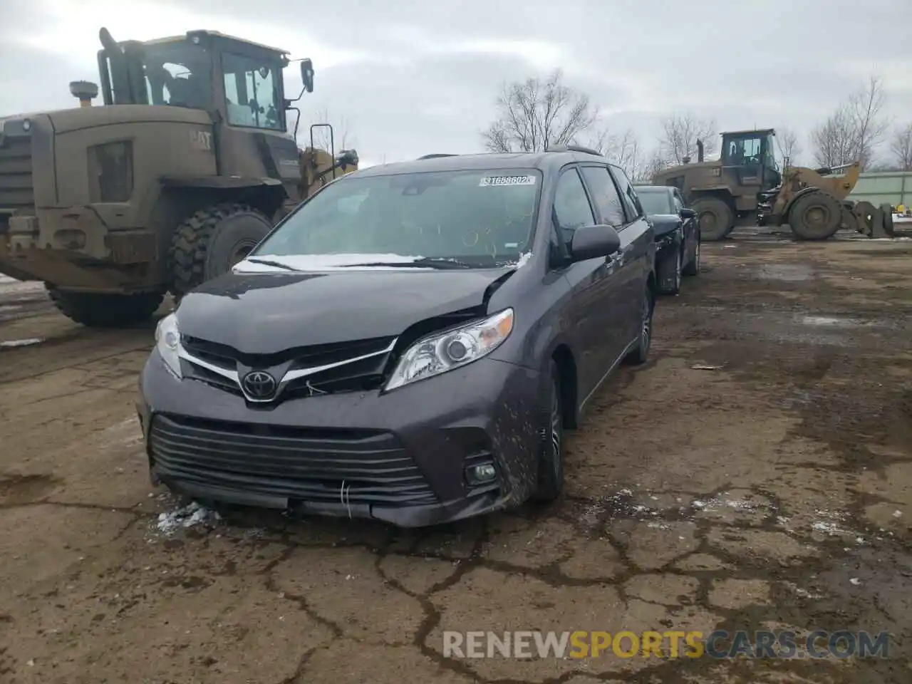 2 Photograph of a damaged car 5TDYZ3DC4LS067250 TOYOTA SIENNA 2020