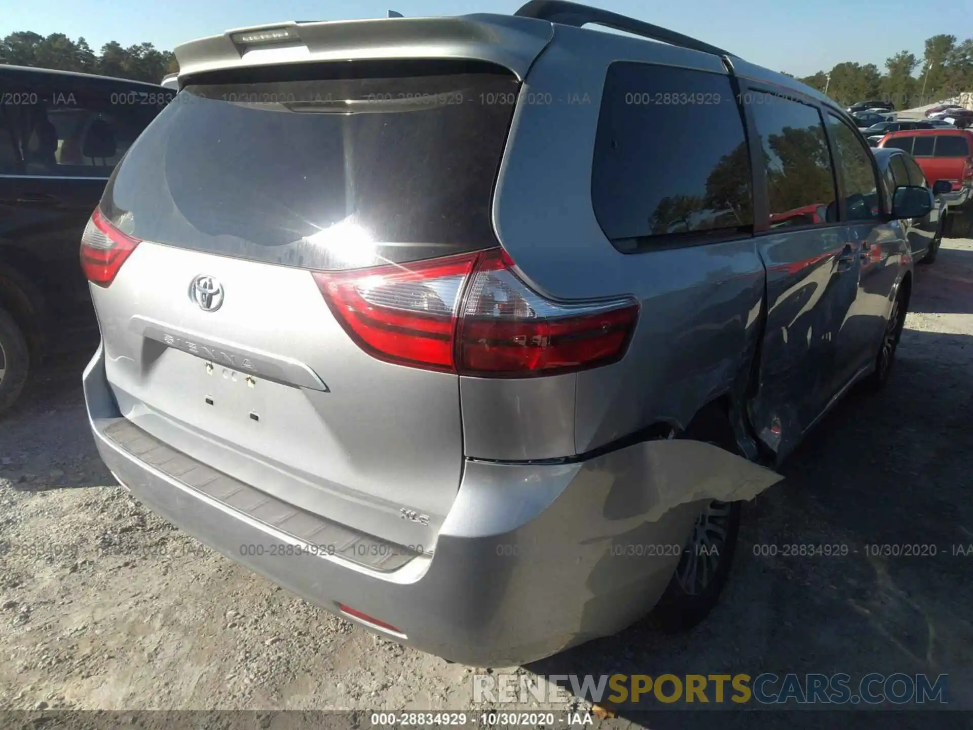 4 Фотография поврежденного автомобиля 5TDYZ3DC4LS068799 TOYOTA SIENNA 2020