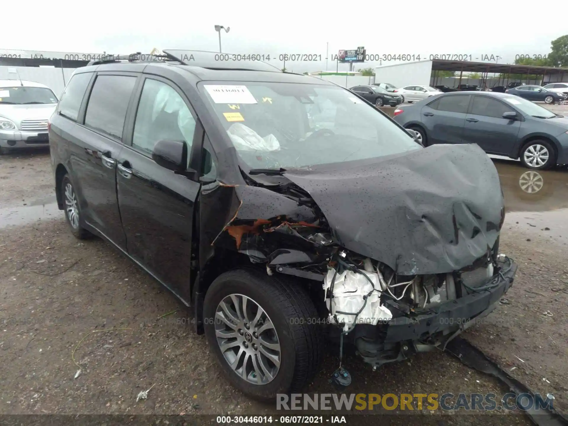 1 Фотография поврежденного автомобиля 5TDYZ3DC4LS070276 TOYOTA SIENNA 2020