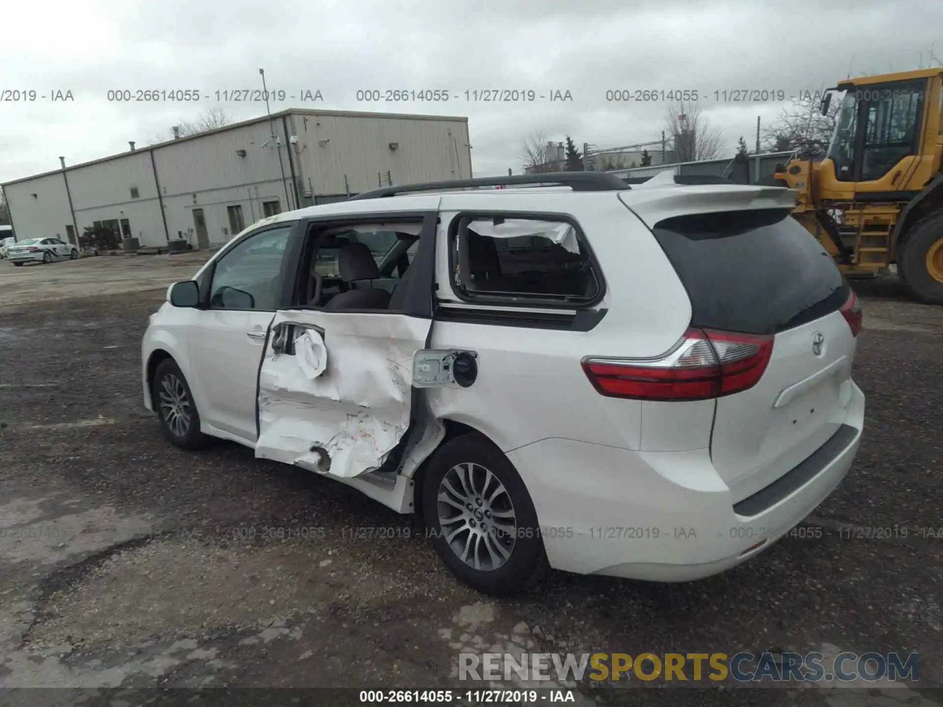 3 Photograph of a damaged car 5TDYZ3DC5LS022138 TOYOTA SIENNA 2020